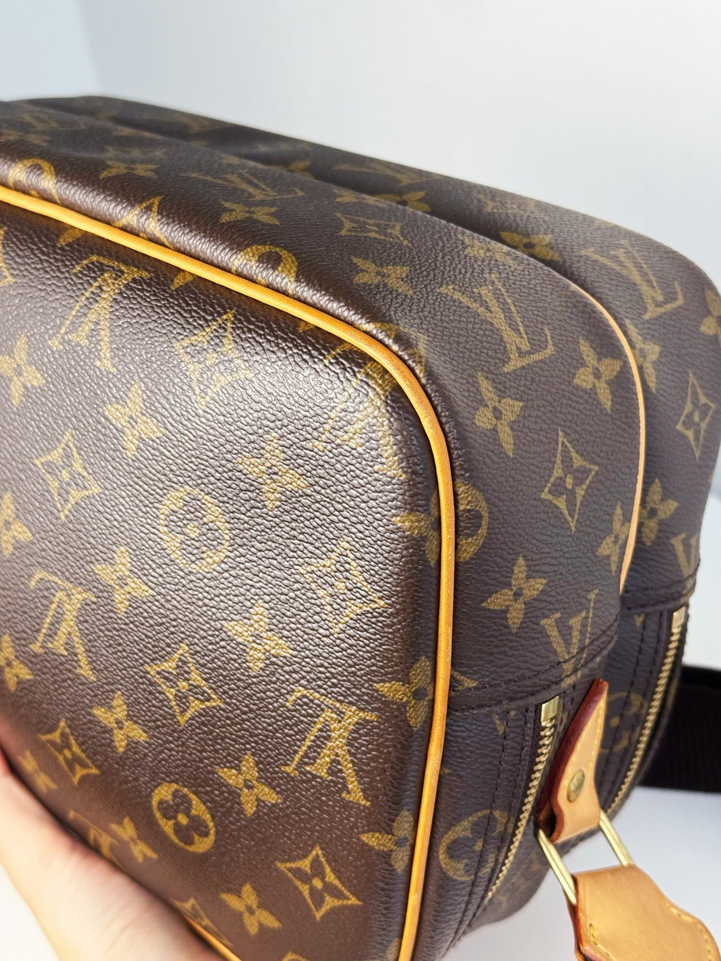 Louis Vuitton Vintage Reporter Shoulder Crossbody Bag