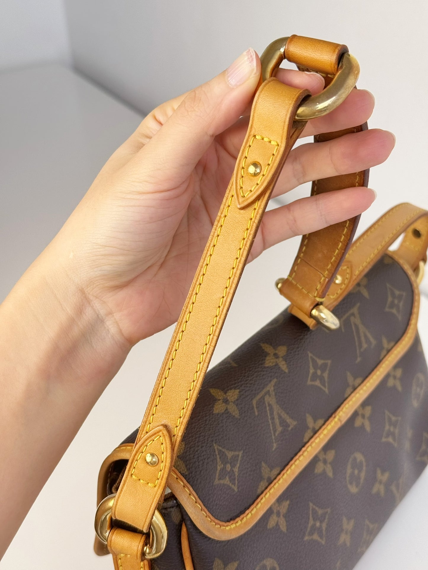 Louis Vuitton Vintage Tikal Shoulder Bag