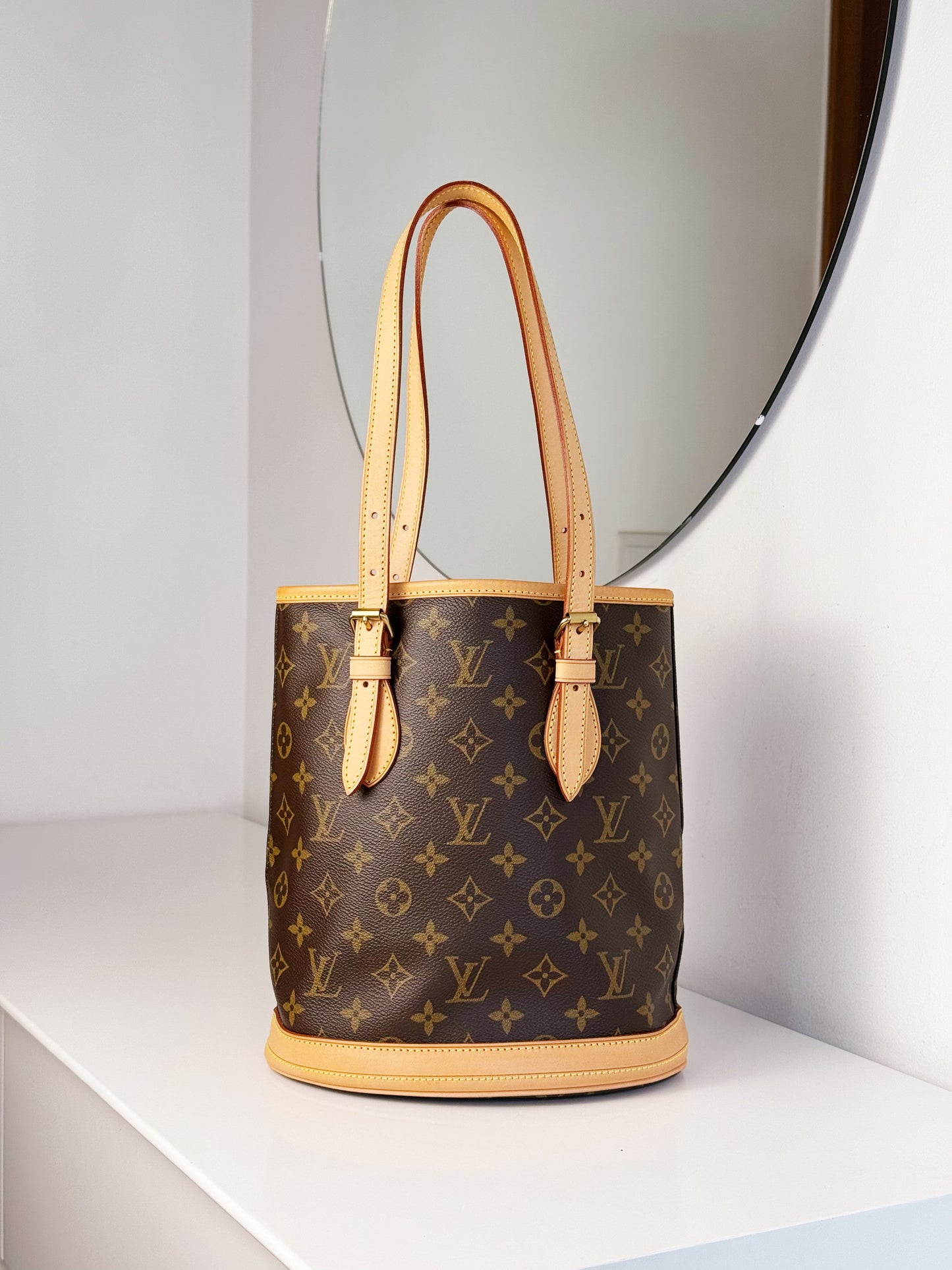 Louis Vuitton Vintage Marais Bucket Tote Shoulder Bag