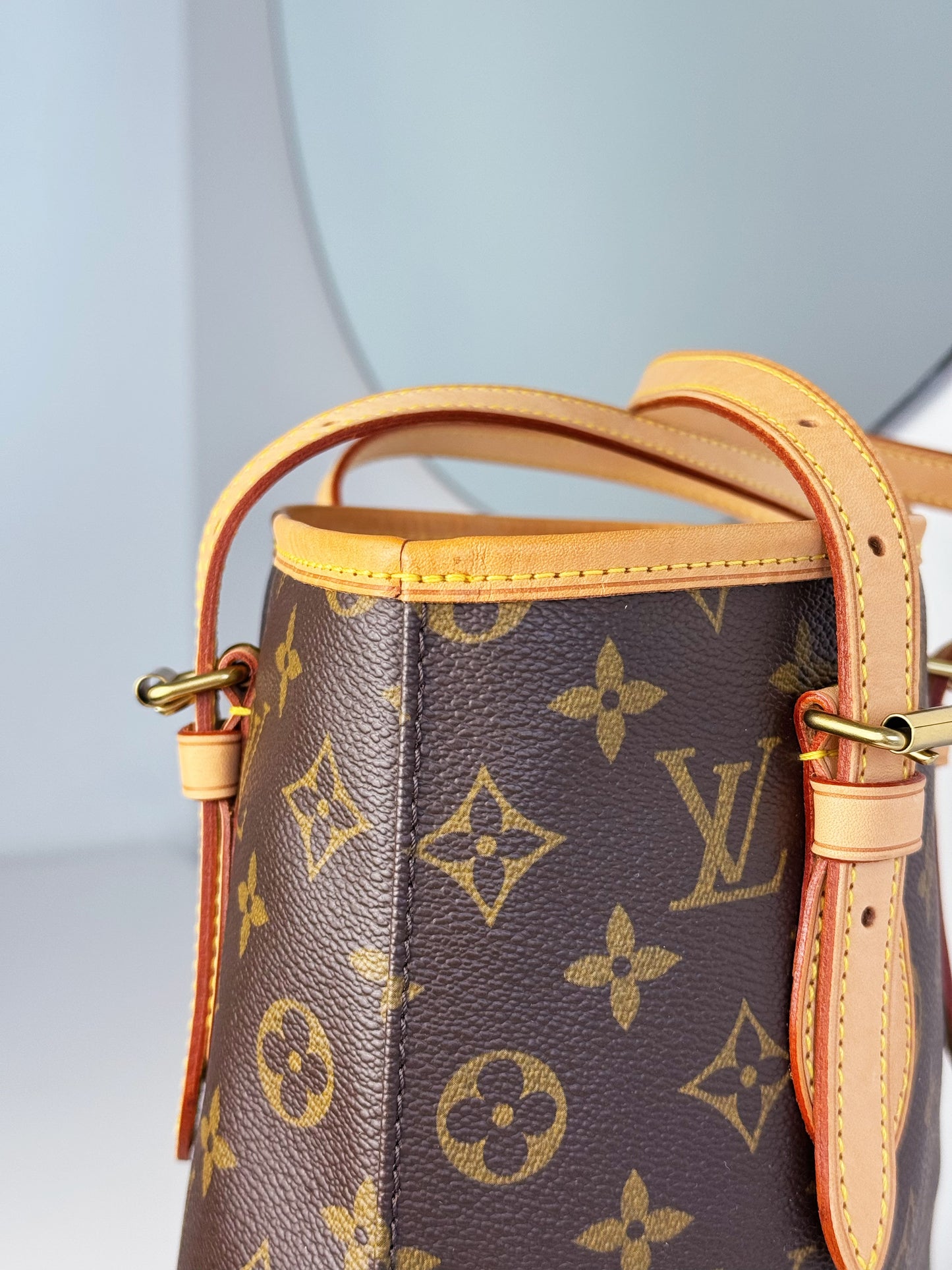 Louis Vuitton Vintage Marais Bucket Tote Shoulder Bag
