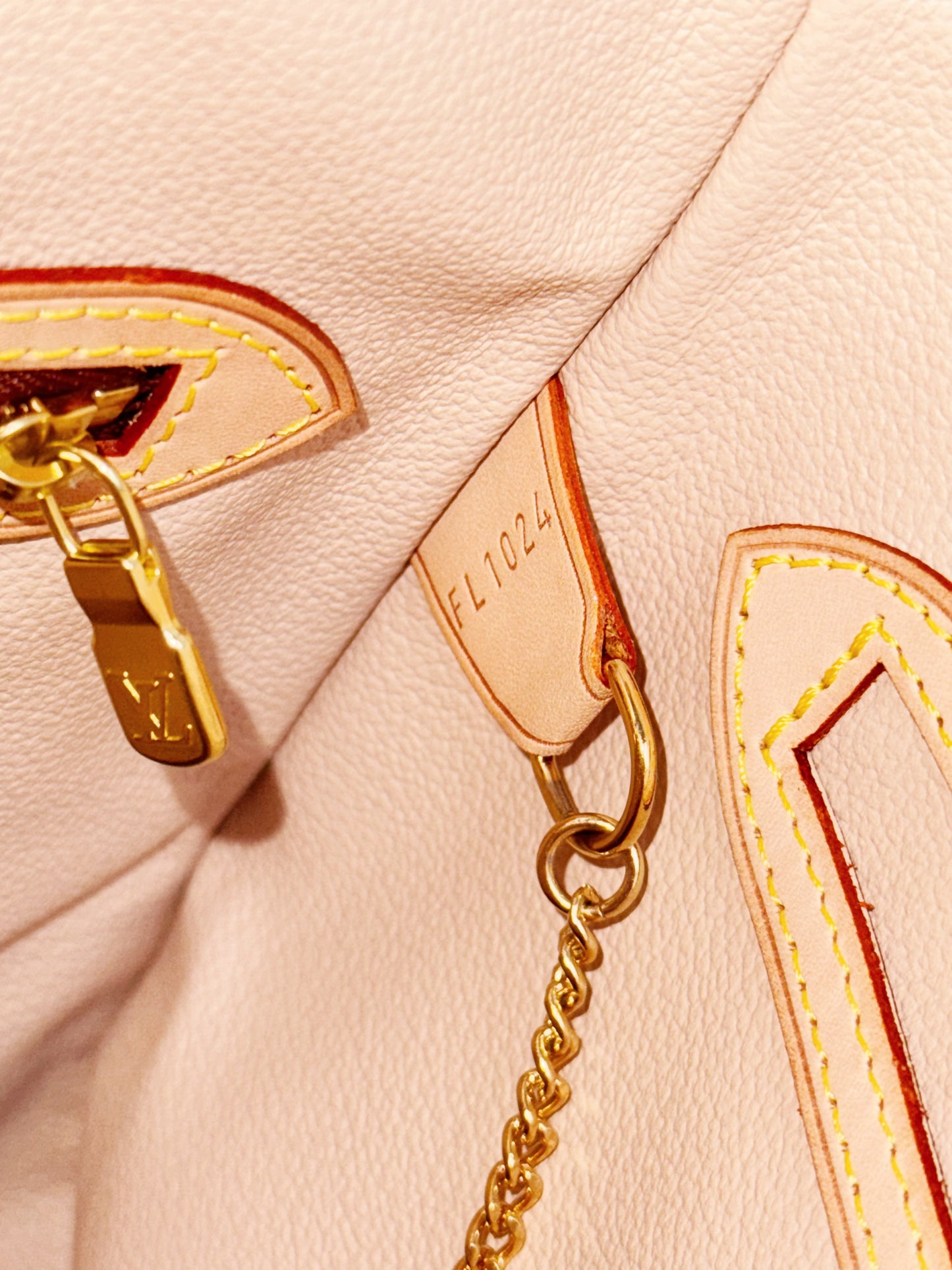 Louis Vuitton Vintage Marais Bucket Tote Shoulder Bag
