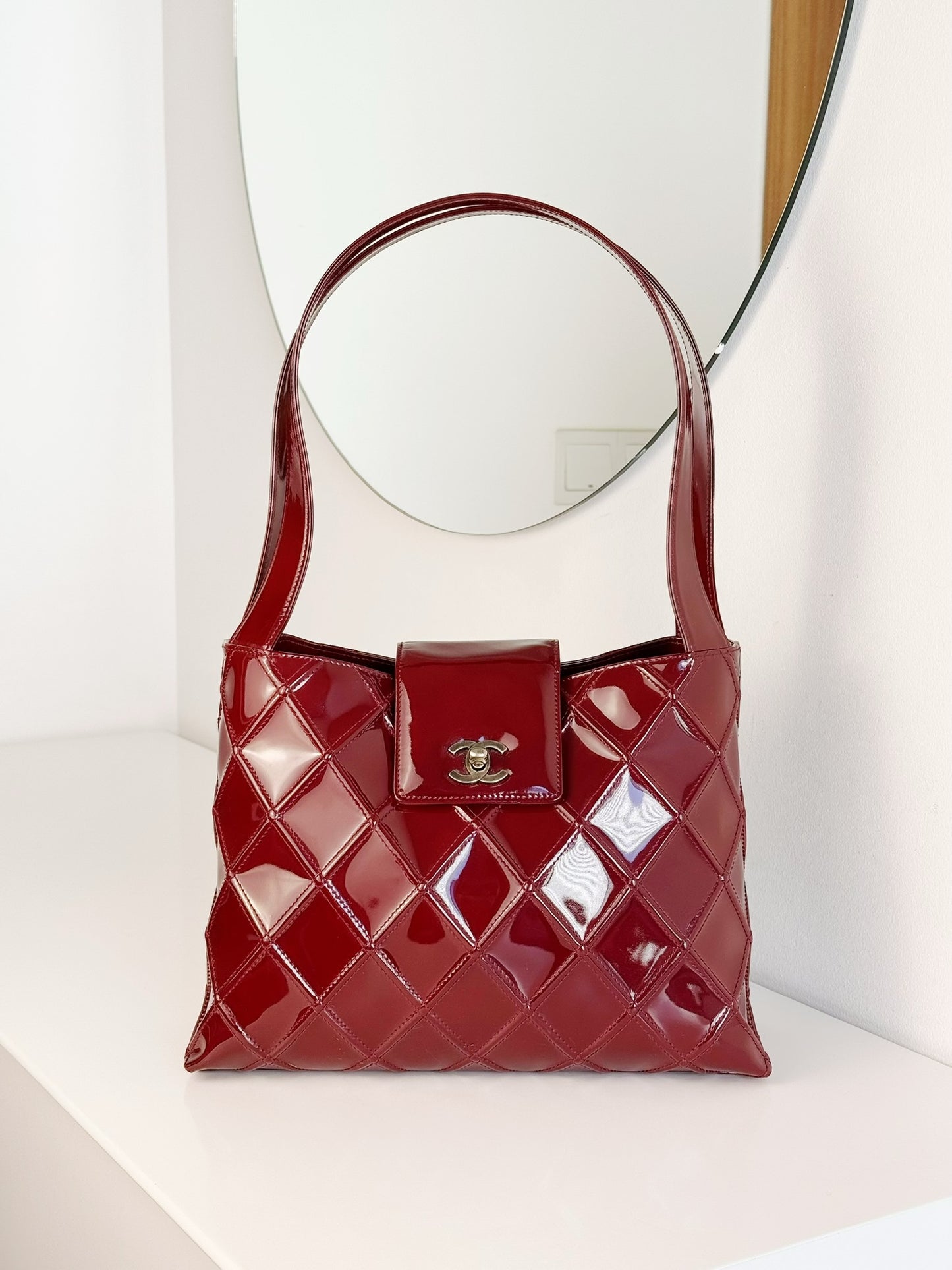 Chanel Vintage Patent Shoulder Bag