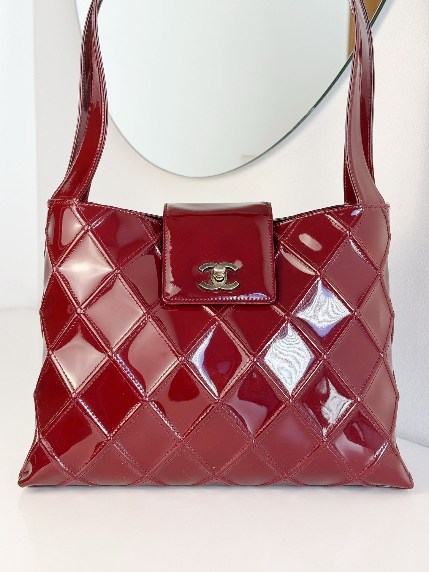 Chanel Vintage Patent Shoulder Bag