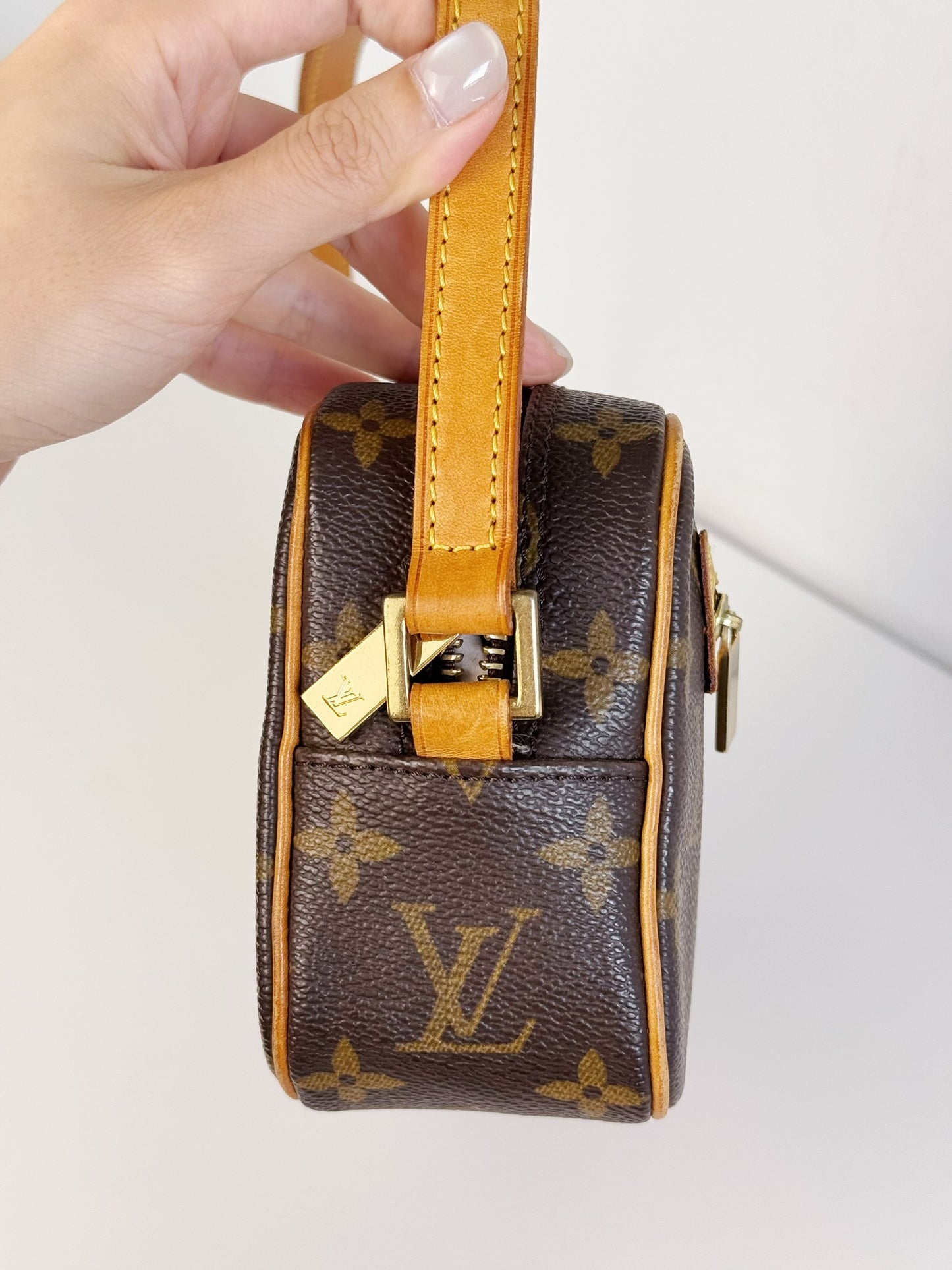 Louis Vuitton Vintage Cite PM Shoulder Bag