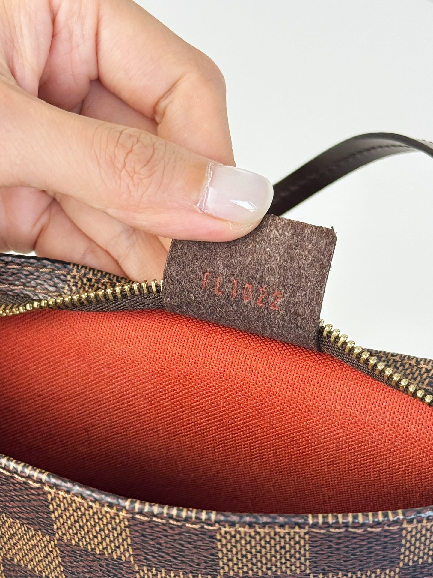 Louis Vuitton Vintage Damier Navona Shoulder Crossbody Bag