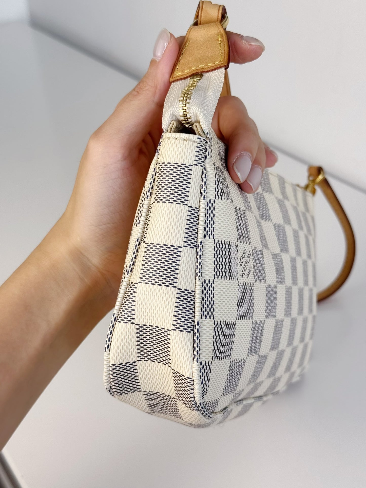 Louis Vuitton Azur Pochette Accessoires Shoulder Crossbody Bag