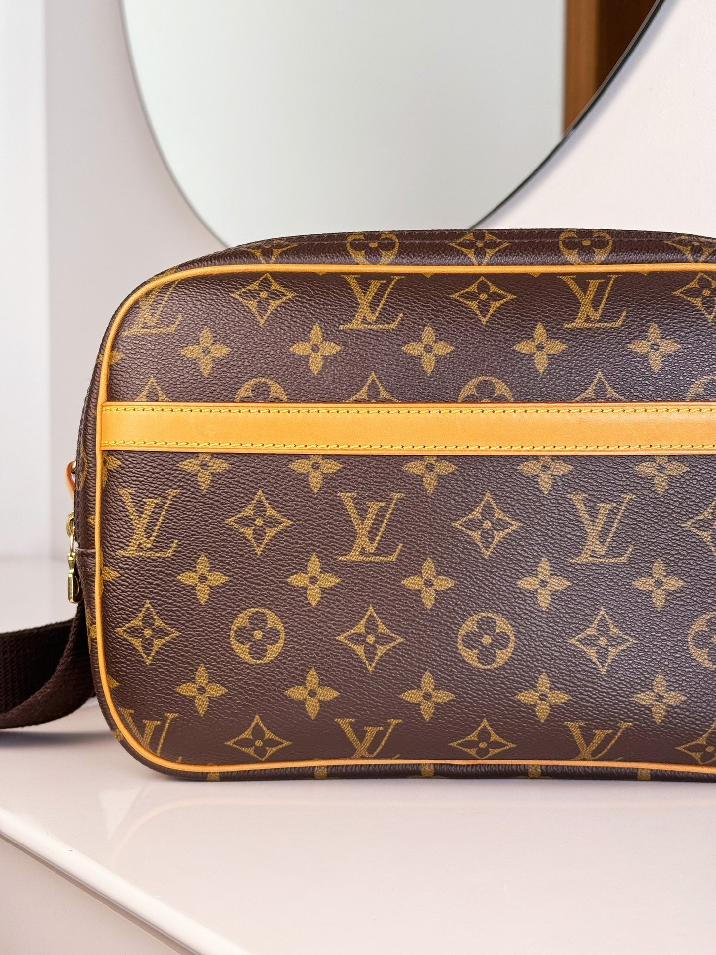 Louis Vuitton Vintage Reporter Shoulder Crossbody Bag
