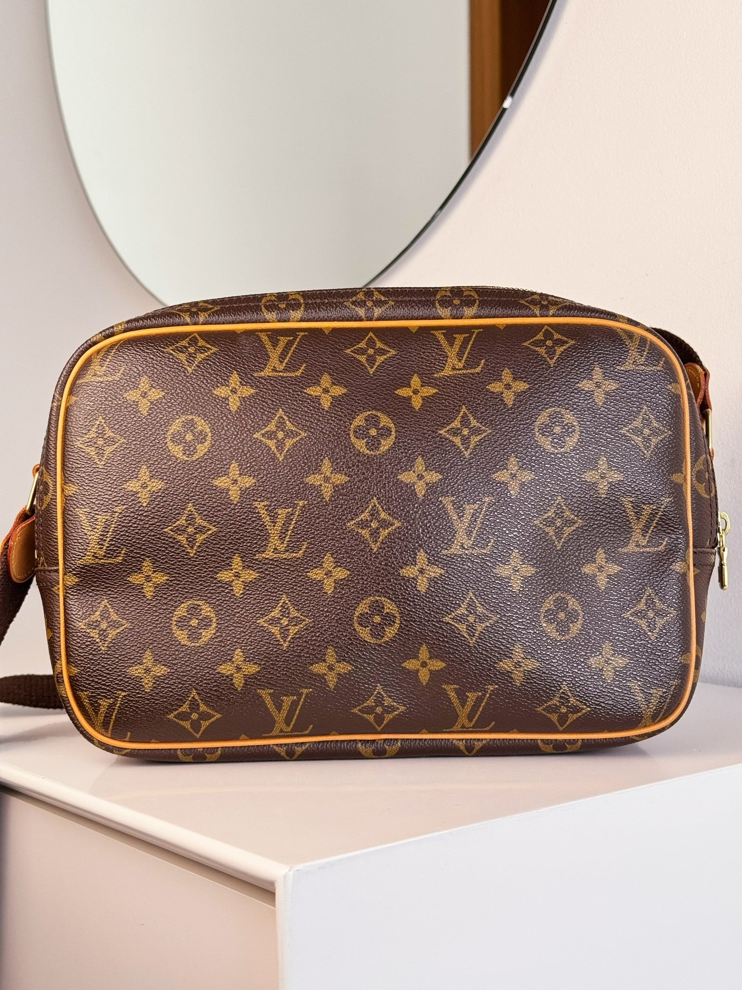 Louis Vuitton Vintage Reporter Shoulder Crossbody Bag