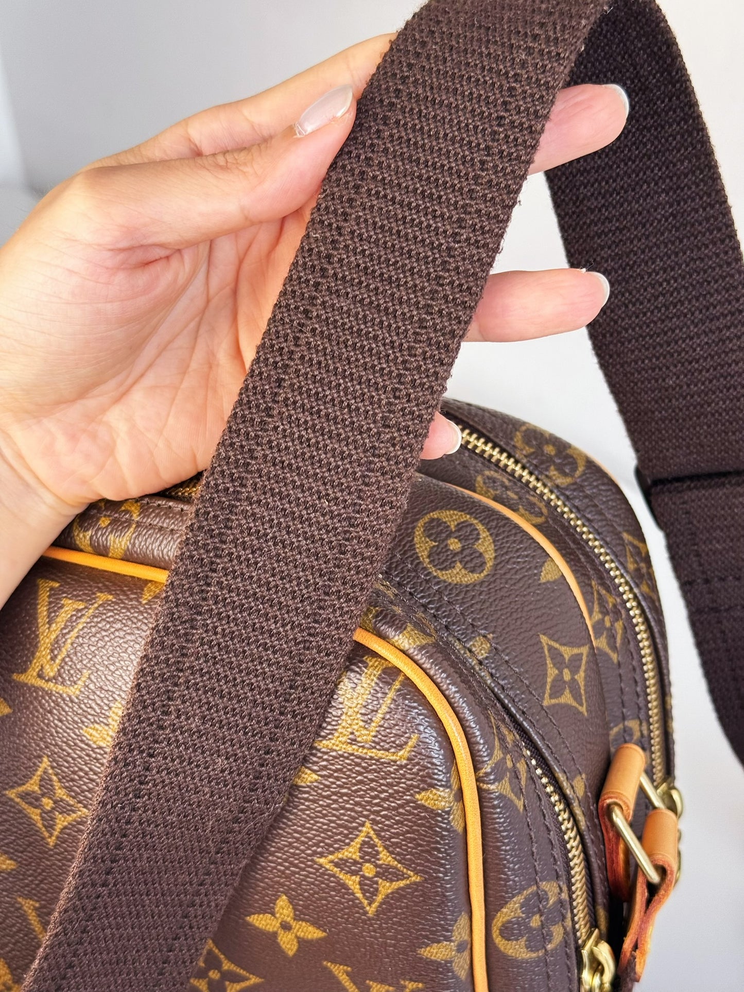 Louis Vuitton Vintage Reporter Shoulder Crossbody Bag