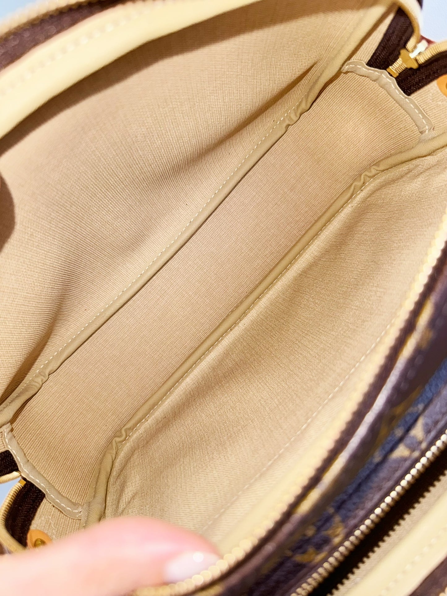 Louis Vuitton Vintage Reporter Shoulder Crossbody Bag