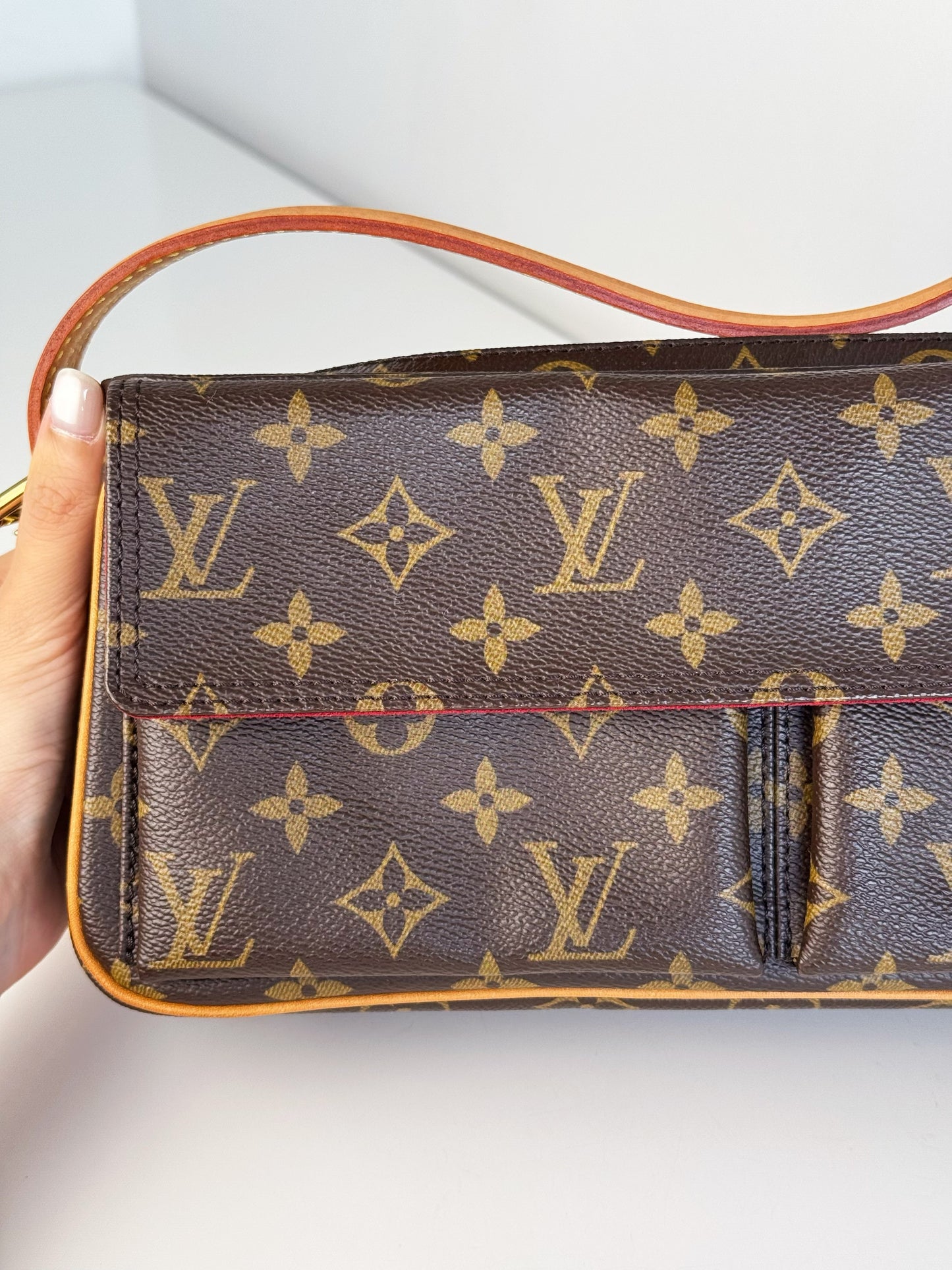Louis Vuitton Viva Cite MM Shoulder Crossbody Bag