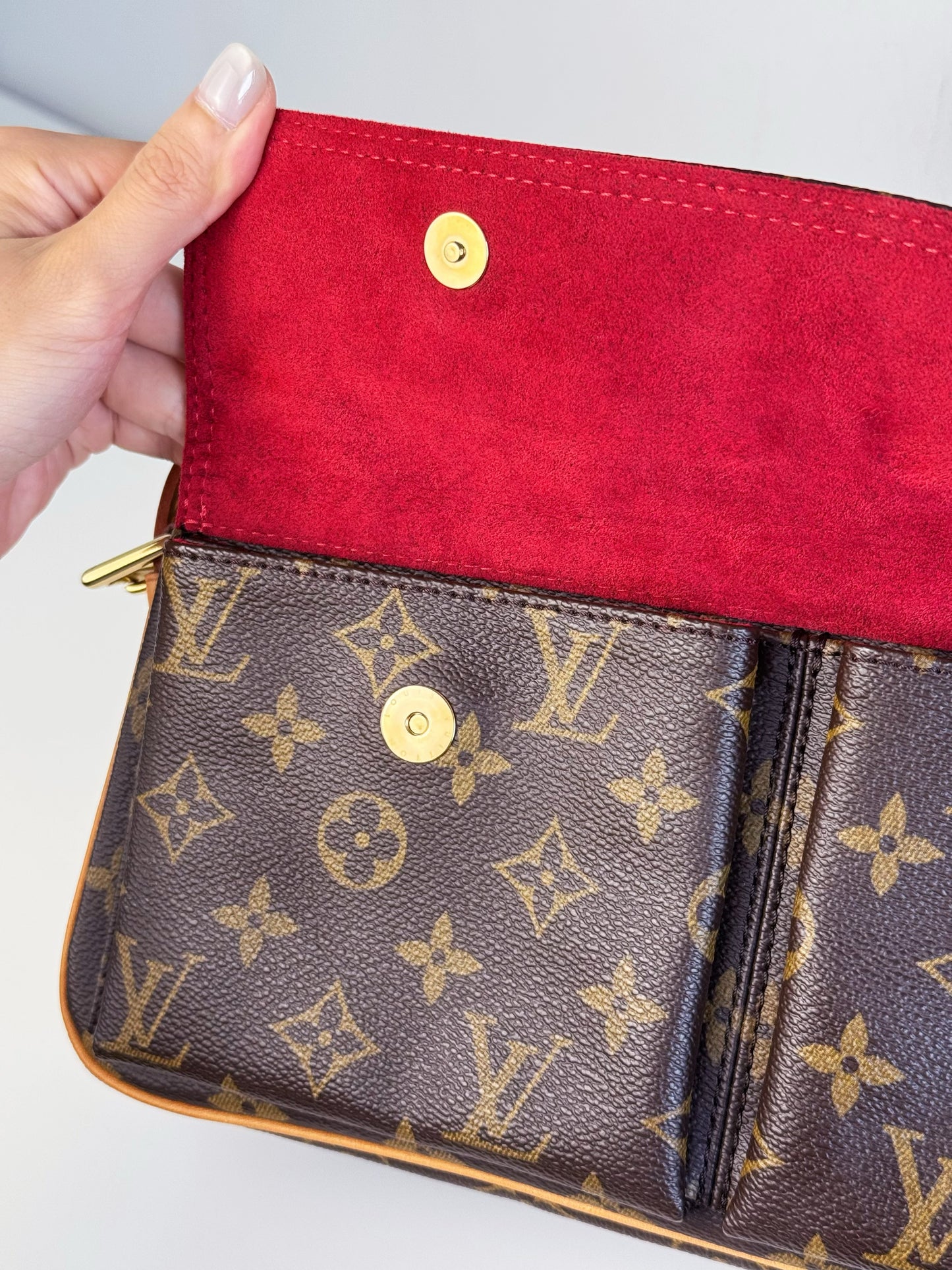 Louis Vuitton Viva Cite MM Shoulder Crossbody Bag