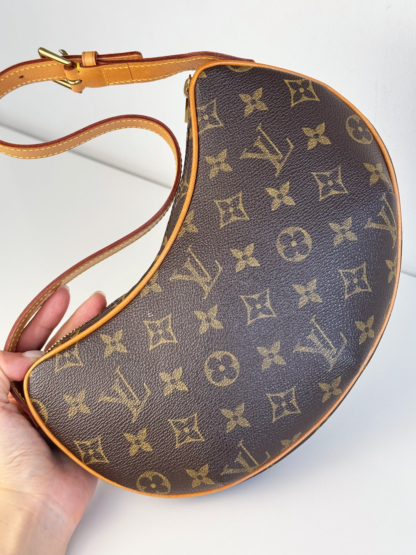 Louis Vuitton Vintage Croissant PM Shoulder Bag