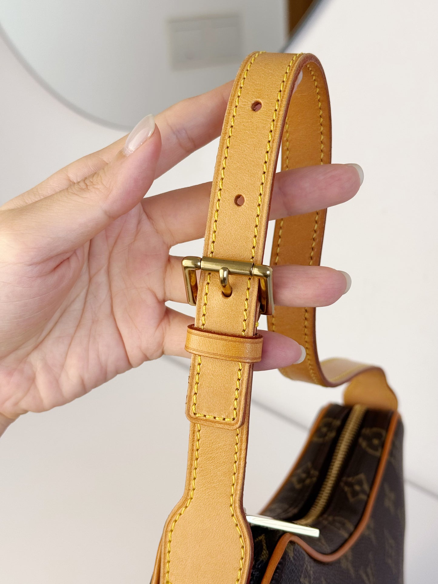 Louis Vuitton Vintage Croissant PM Shoulder Bag