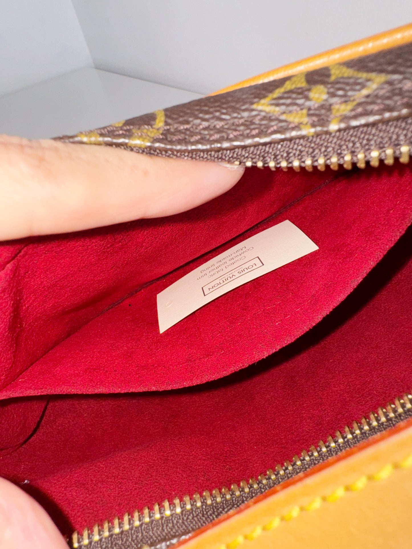 Louis Vuitton Vintage Croissant PM Shoulder Bag
