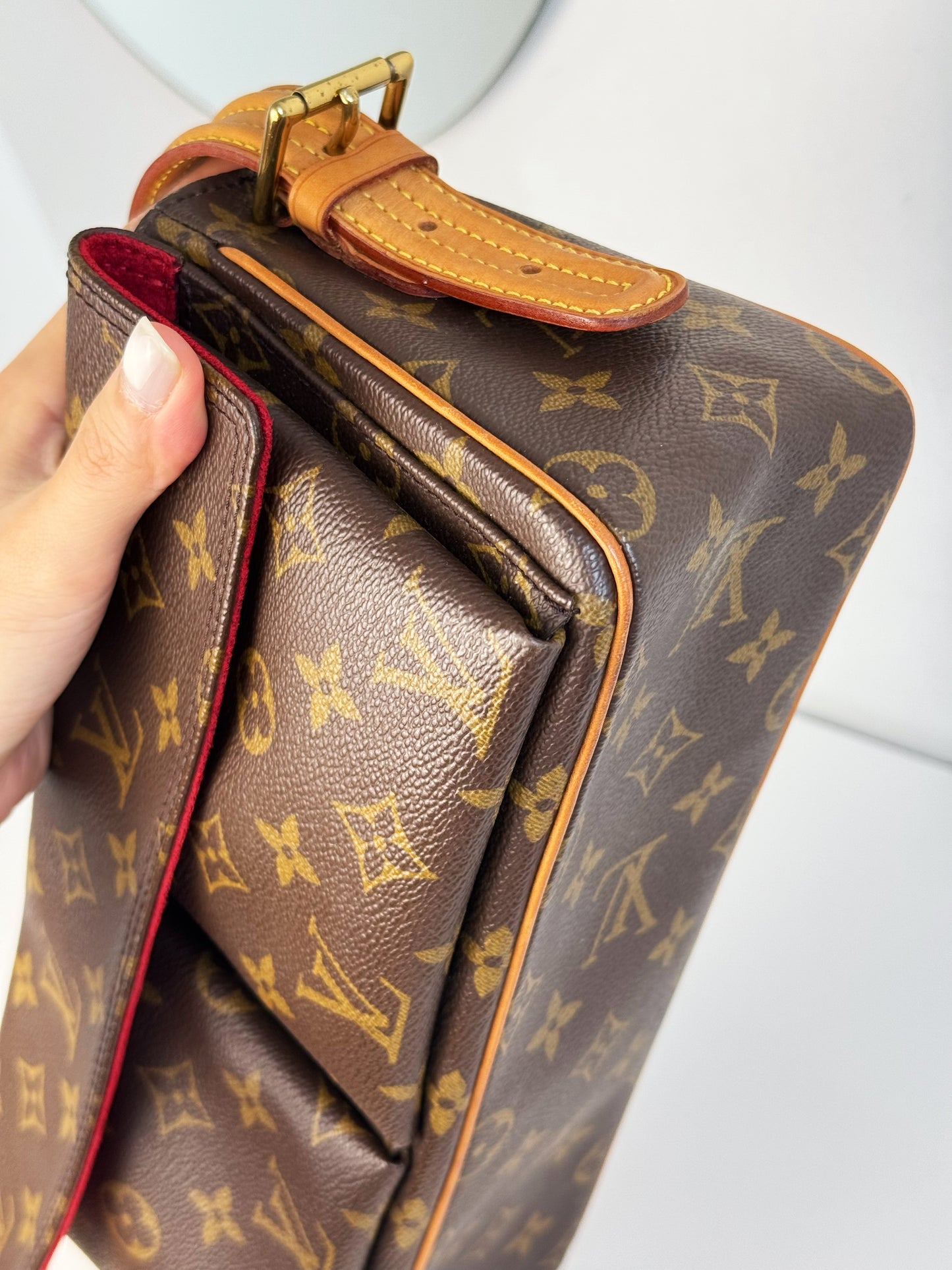 Louis Vuitton Viva Cite MM Shoulder Crossbody Bag