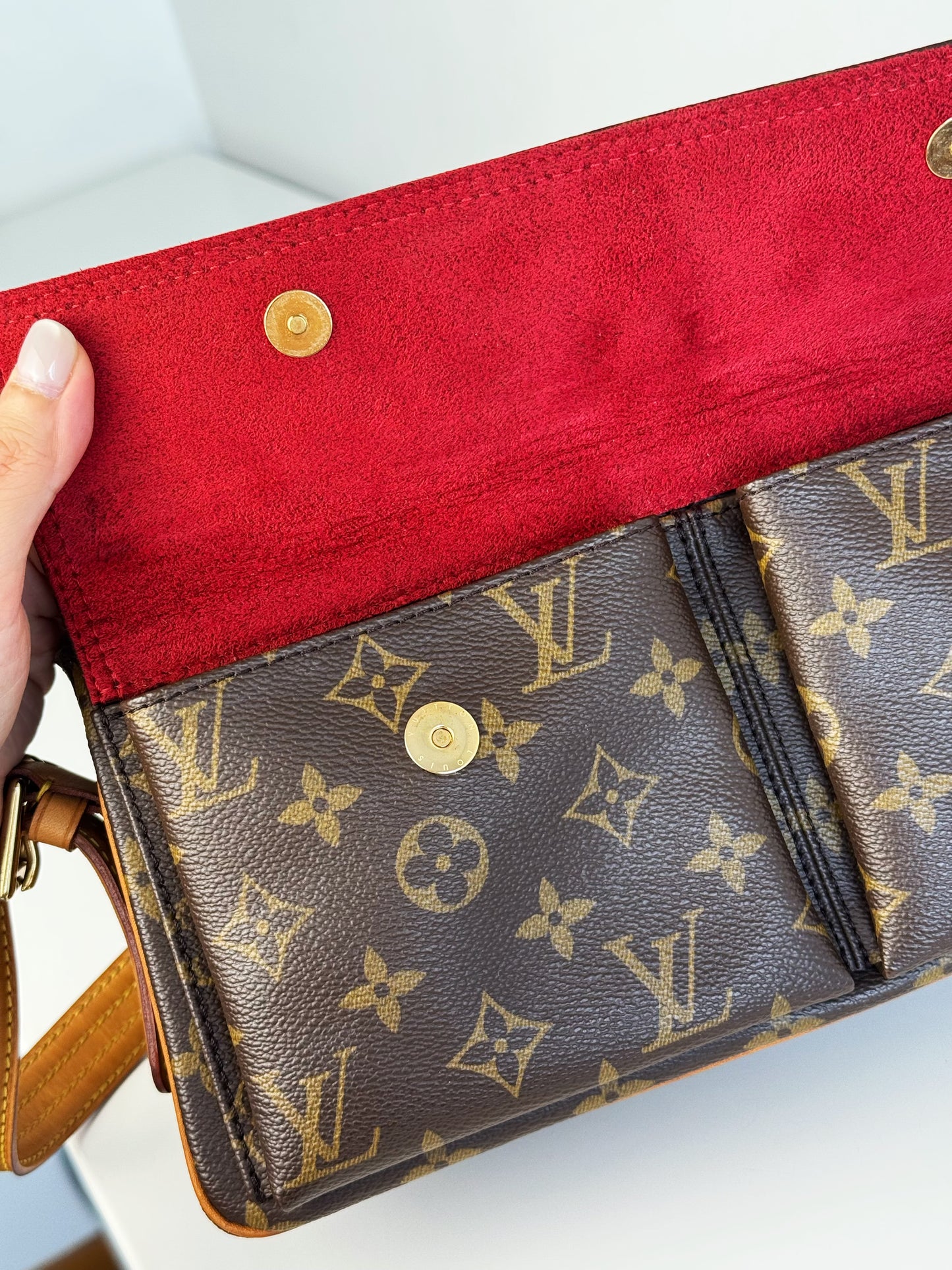 Louis Vuitton Viva Cite MM Shoulder Crossbody Bag