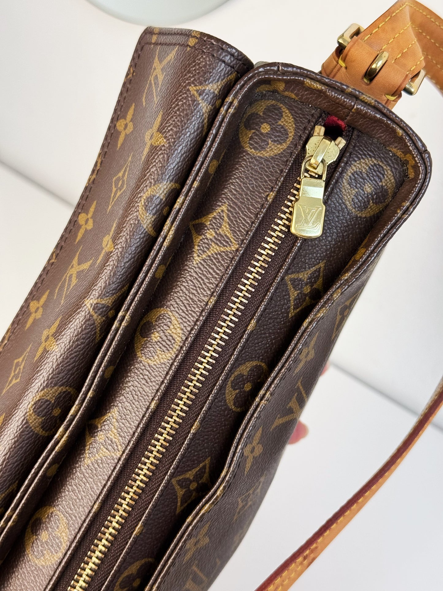 Louis Vuitton Viva Cite MM Shoulder Crossbody Bag