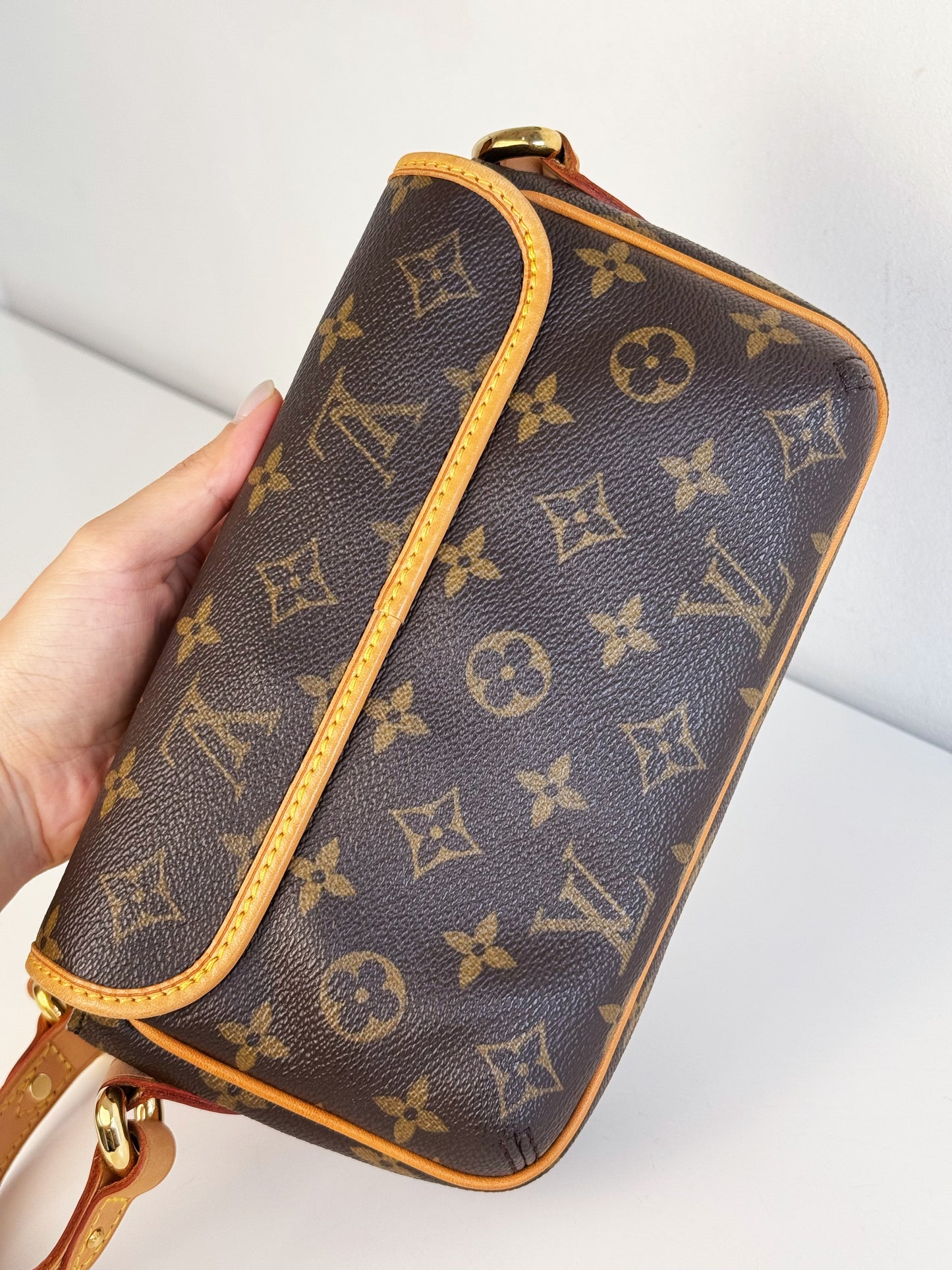 Louis Vuitton Vintage Tikal Shoulder Bag