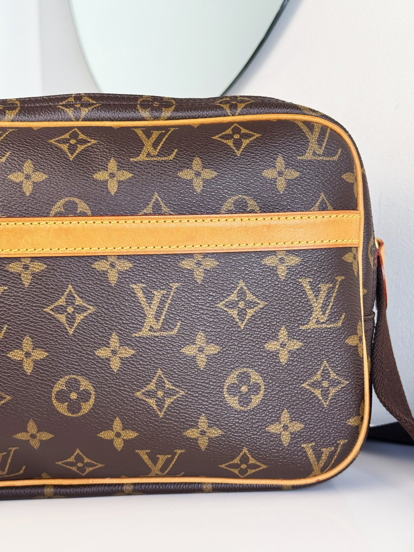 Louis Vuitton Vintage Reporter Shoulder Crossbody Bag