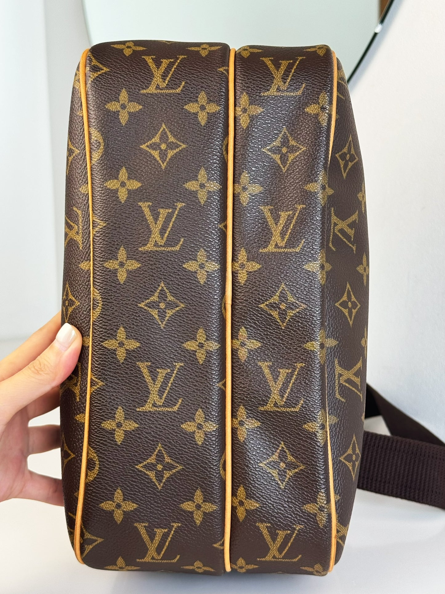 Louis Vuitton Vintage Reporter Shoulder Crossbody Bag