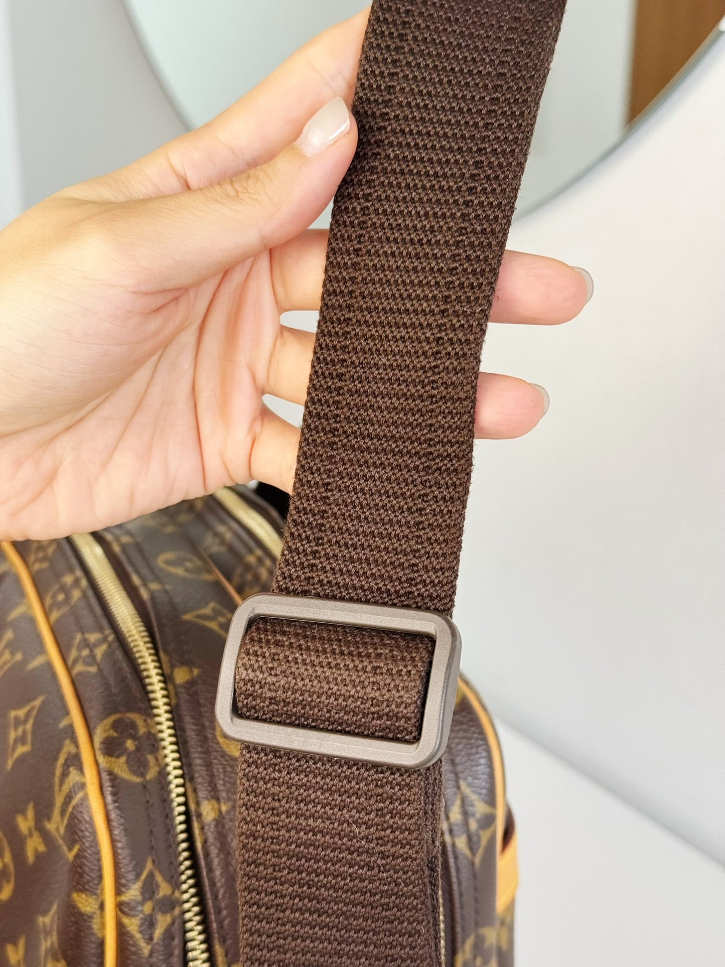 Louis Vuitton Vintage Reporter Shoulder Crossbody Bag