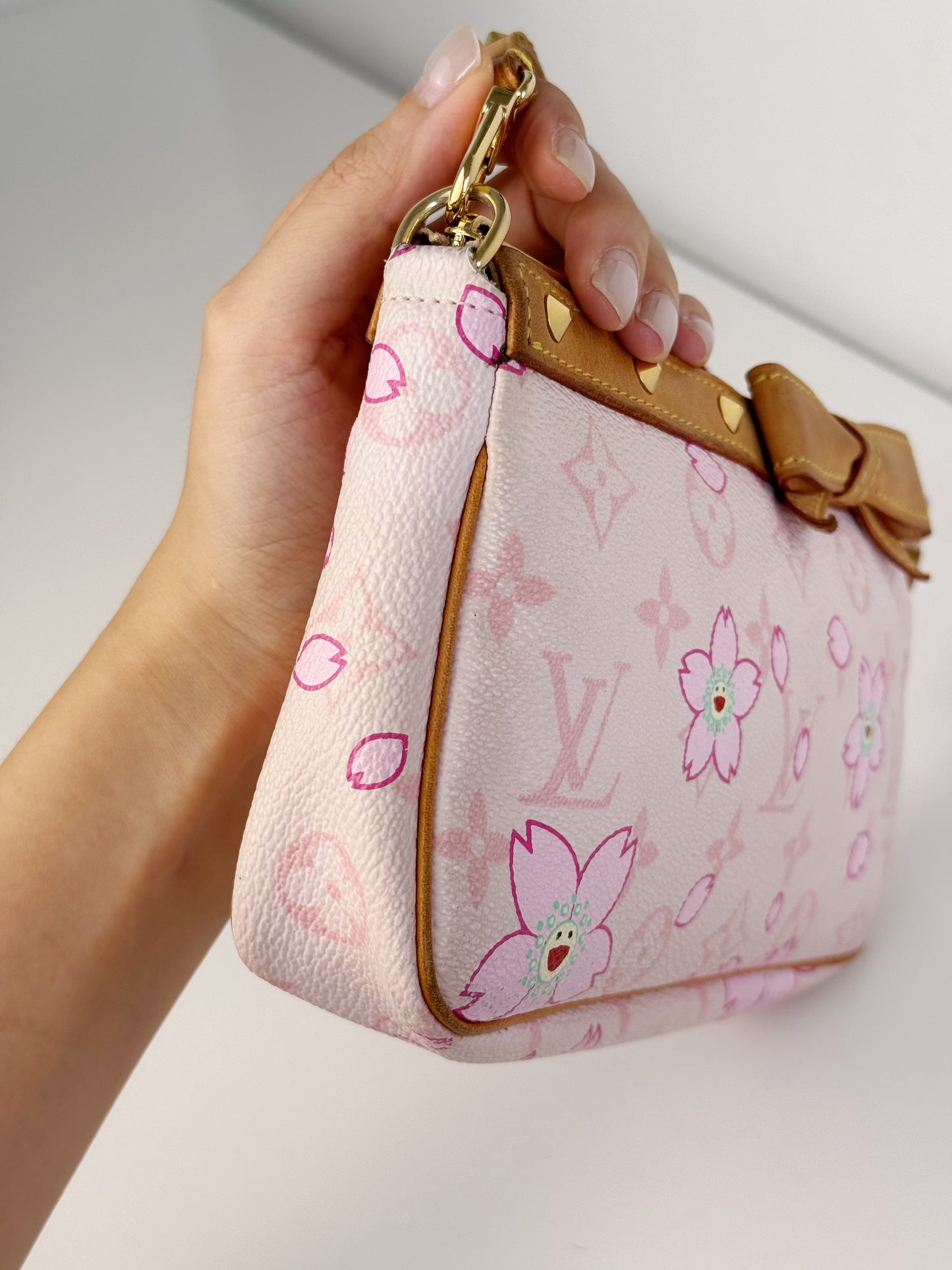 Louis Vuitton Murakami Takashi Limited Edition Cherry Blossom Pochette Accessoires Shoulder Crossbody Bag