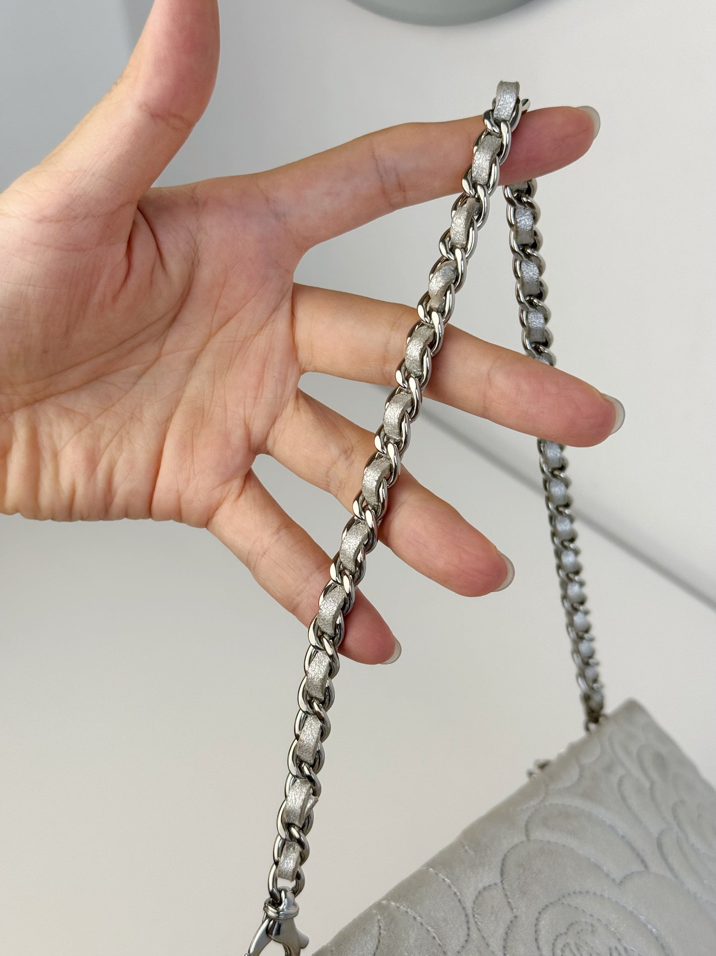 Chanel Silver Camellia Chain Pouch Handbag Shoulder Bag