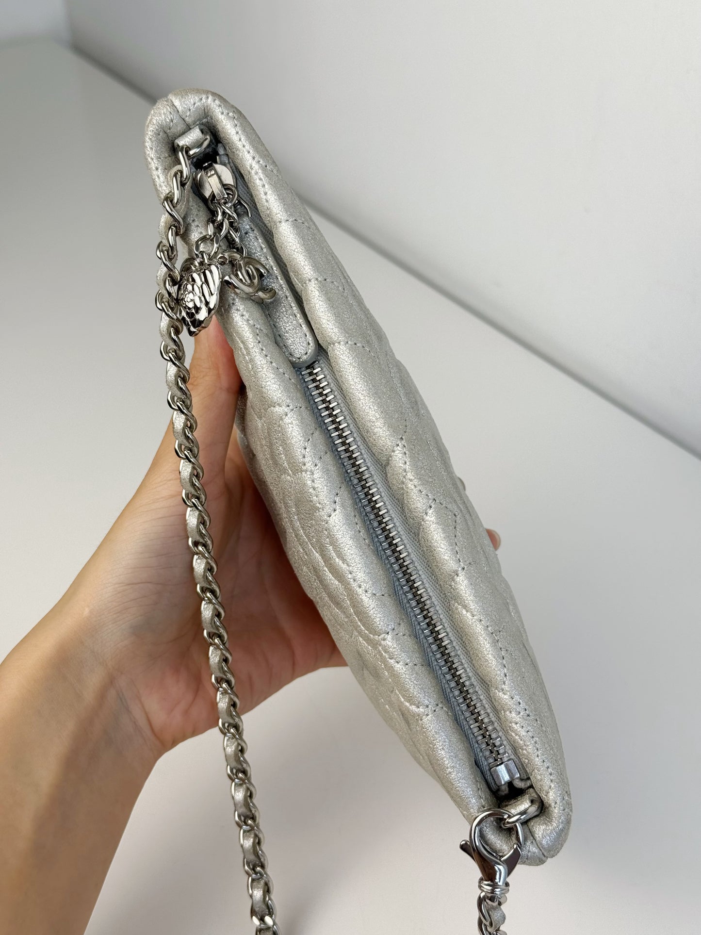 Chanel Silver Camellia Chain Pouch Handbag Shoulder Bag