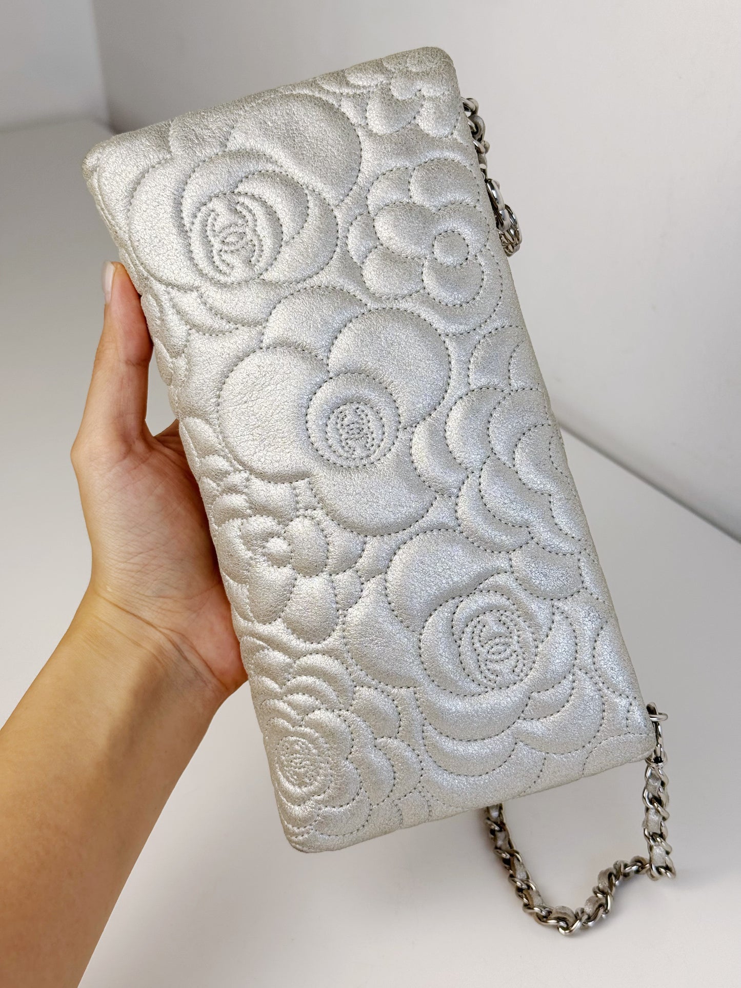 Chanel Silver Camellia Chain Pouch Handbag Shoulder Bag