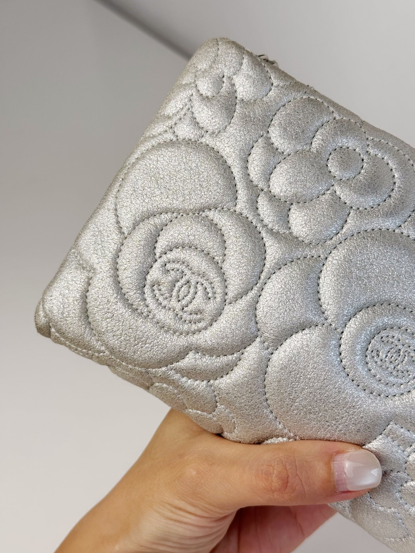 Chanel Silver Camellia Chain Pouch Handbag Shoulder Bag