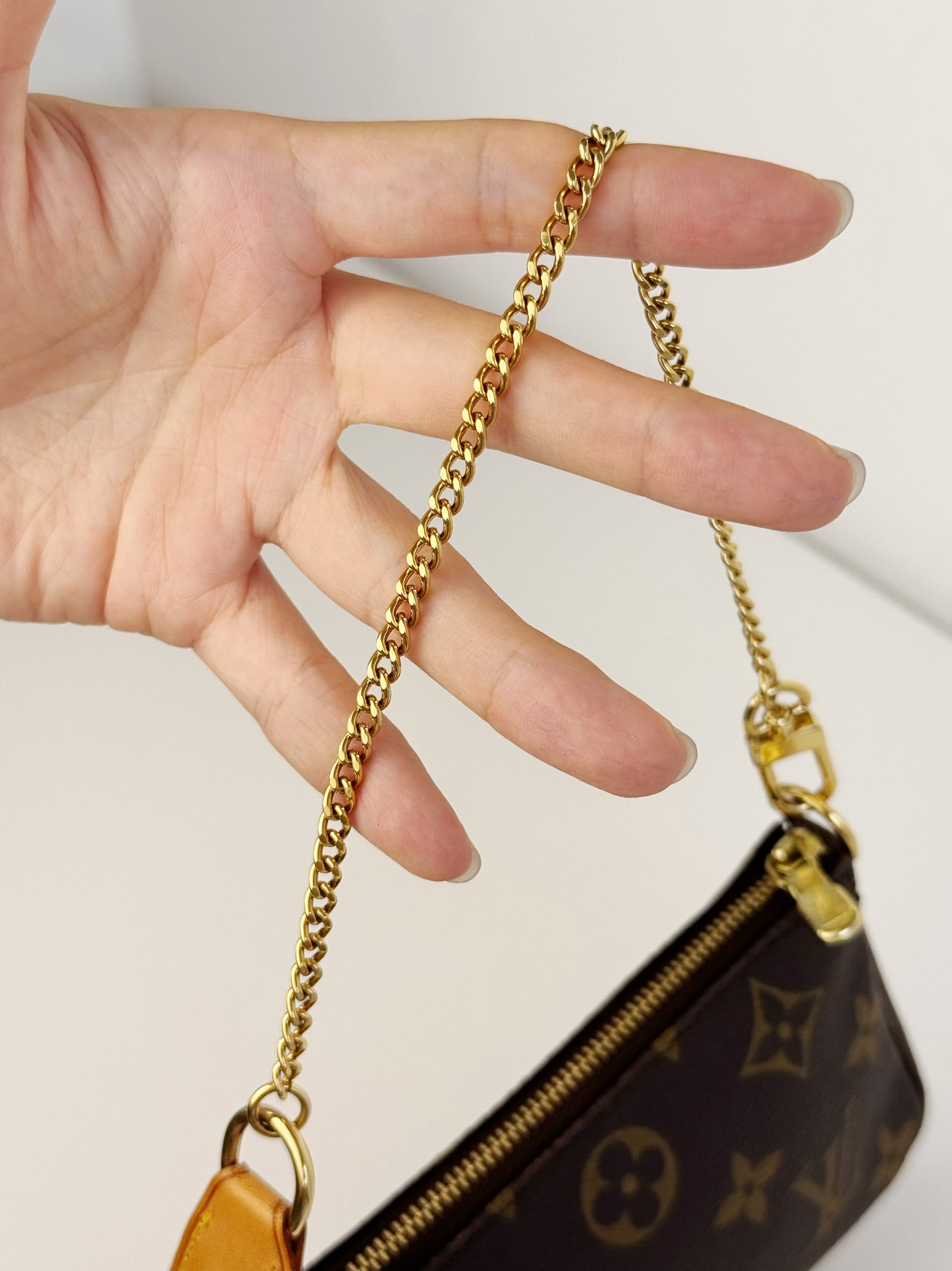 Louis Vuitton Vintage Mini Pochette Accessoires Shoulder Crossbody Bag