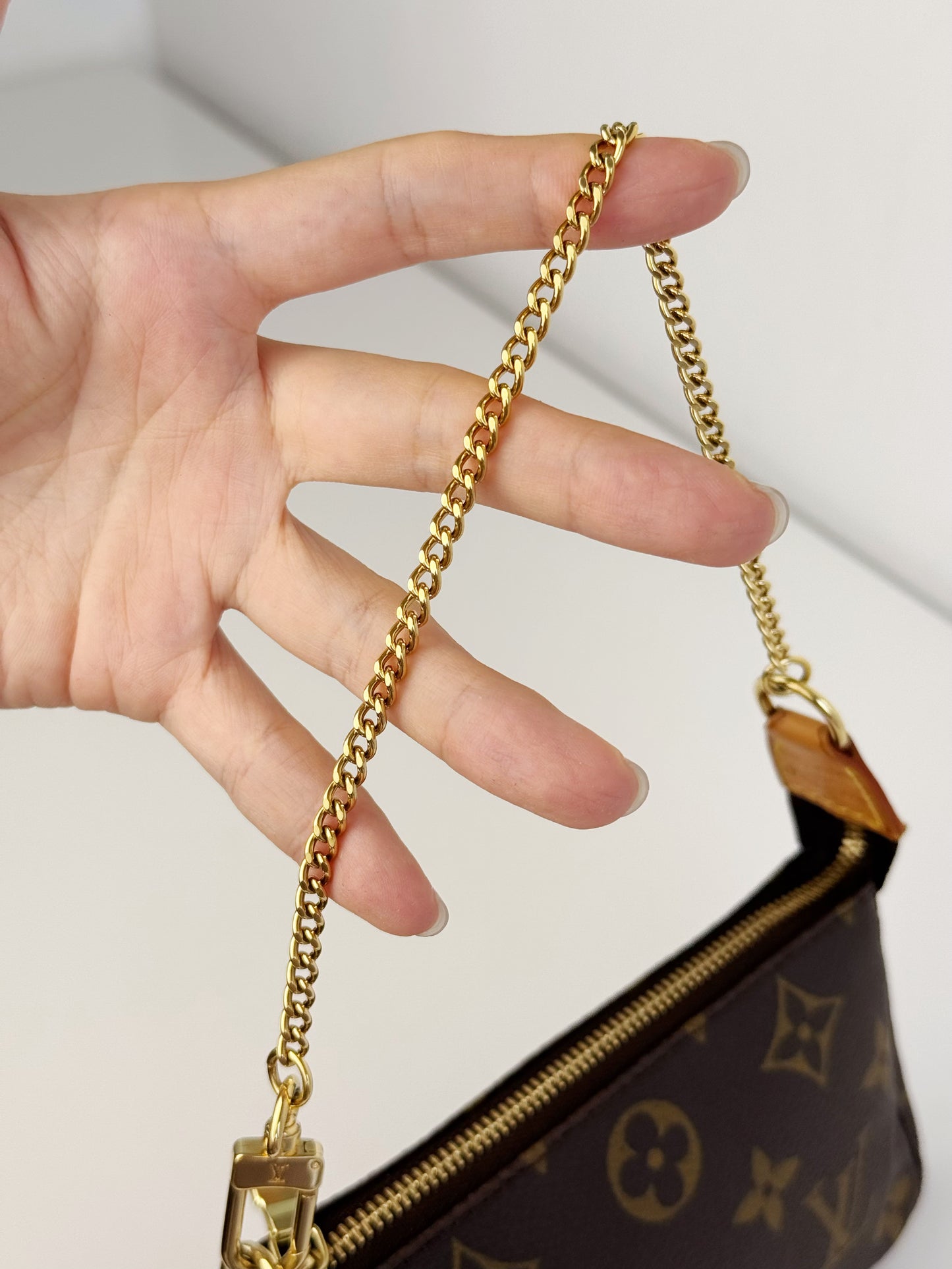 Louis Vuitton Vintage Mini Pochette Accessoires Shoulder Crossbody Bag