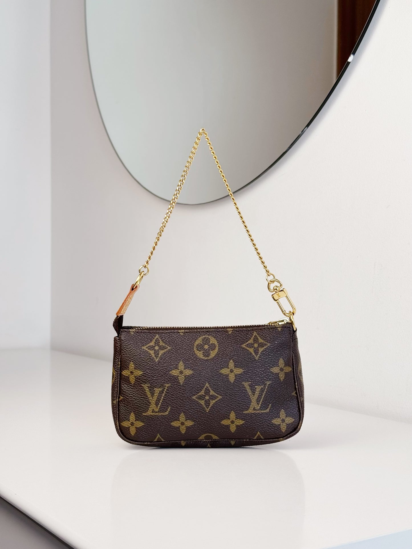 Louis Vuitton Vintage Mini Pochette Accessoires Shoulder Crossbody Bag