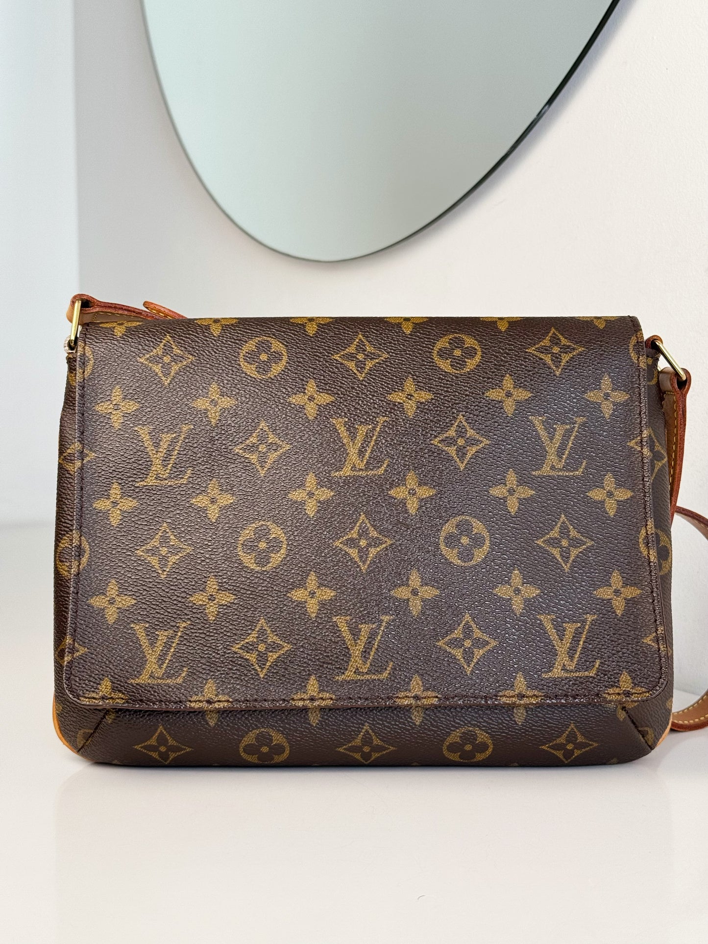 Louis Vuitton Musette Tango Shoulder Crossbody Bag