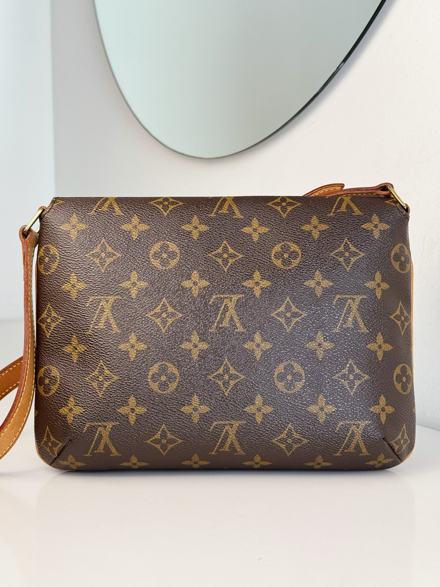 Louis Vuitton Musette Tango Shoulder Crossbody Bag