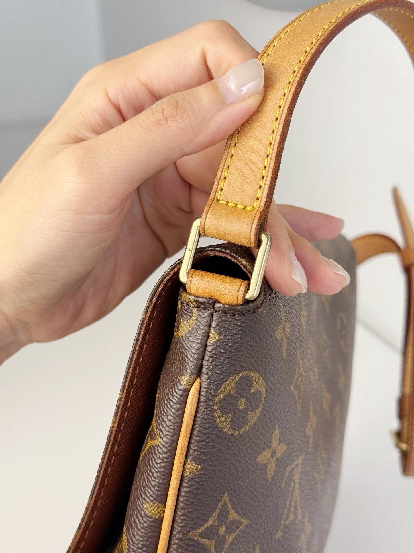 Louis Vuitton Musette Tango Shoulder Crossbody Bag