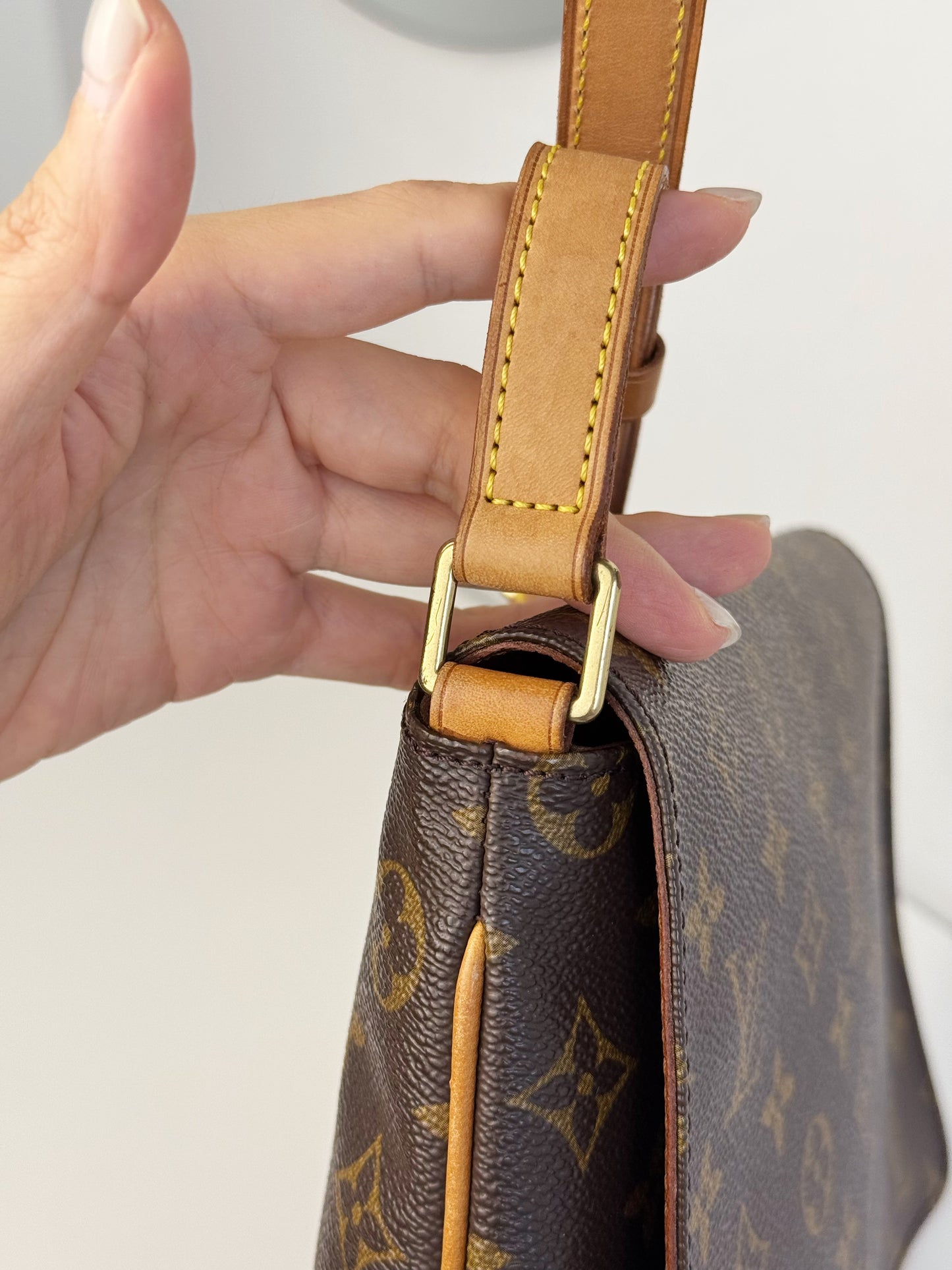 Louis Vuitton Musette Tango Shoulder Crossbody Bag