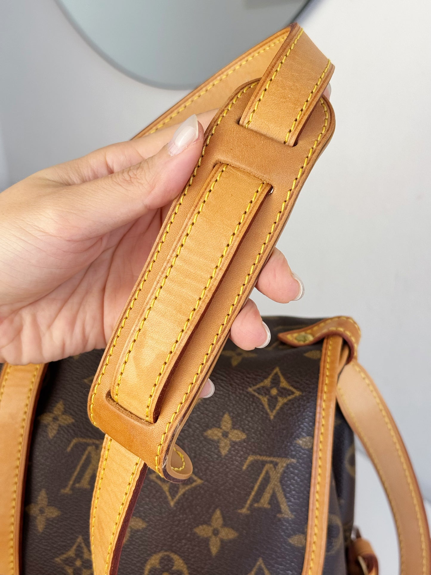 Louis Vuitton Vintage Saumur 30 Shoulder Crossbody Bag