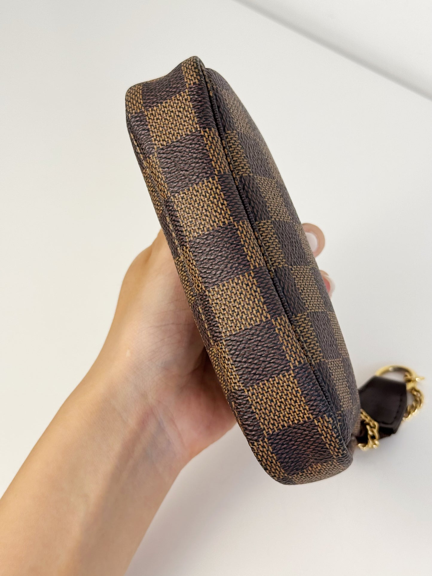 Louis Vuitton Vintage Damier Mini Pochette Accessoires Shoulder Crossbody Bag