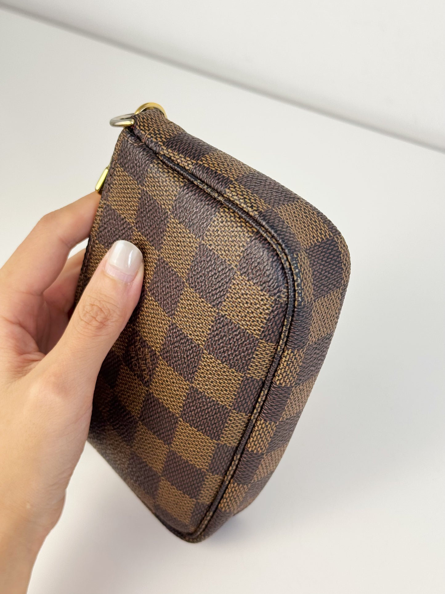 Louis Vuitton Vintage Damier Mini Pochette Accessoires Shoulder Crossbody Bag