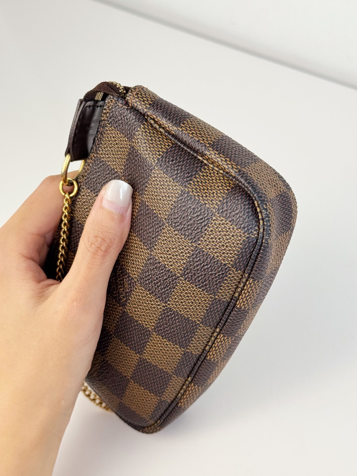 Louis Vuitton Vintage Damier Mini Pochette Accessoires Shoulder Crossbody Bag