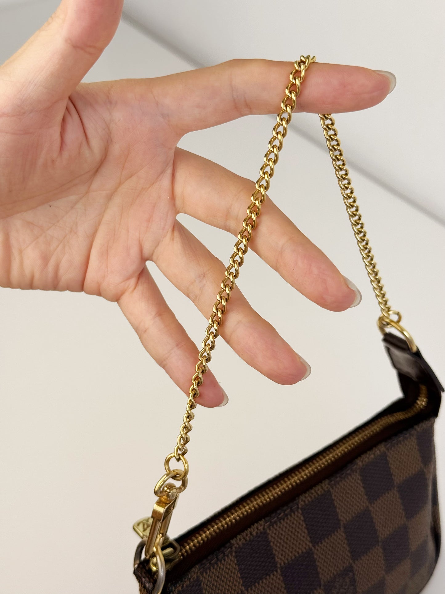 Louis Vuitton Vintage Damier Mini Pochette Accessoires Shoulder Crossbody Bag