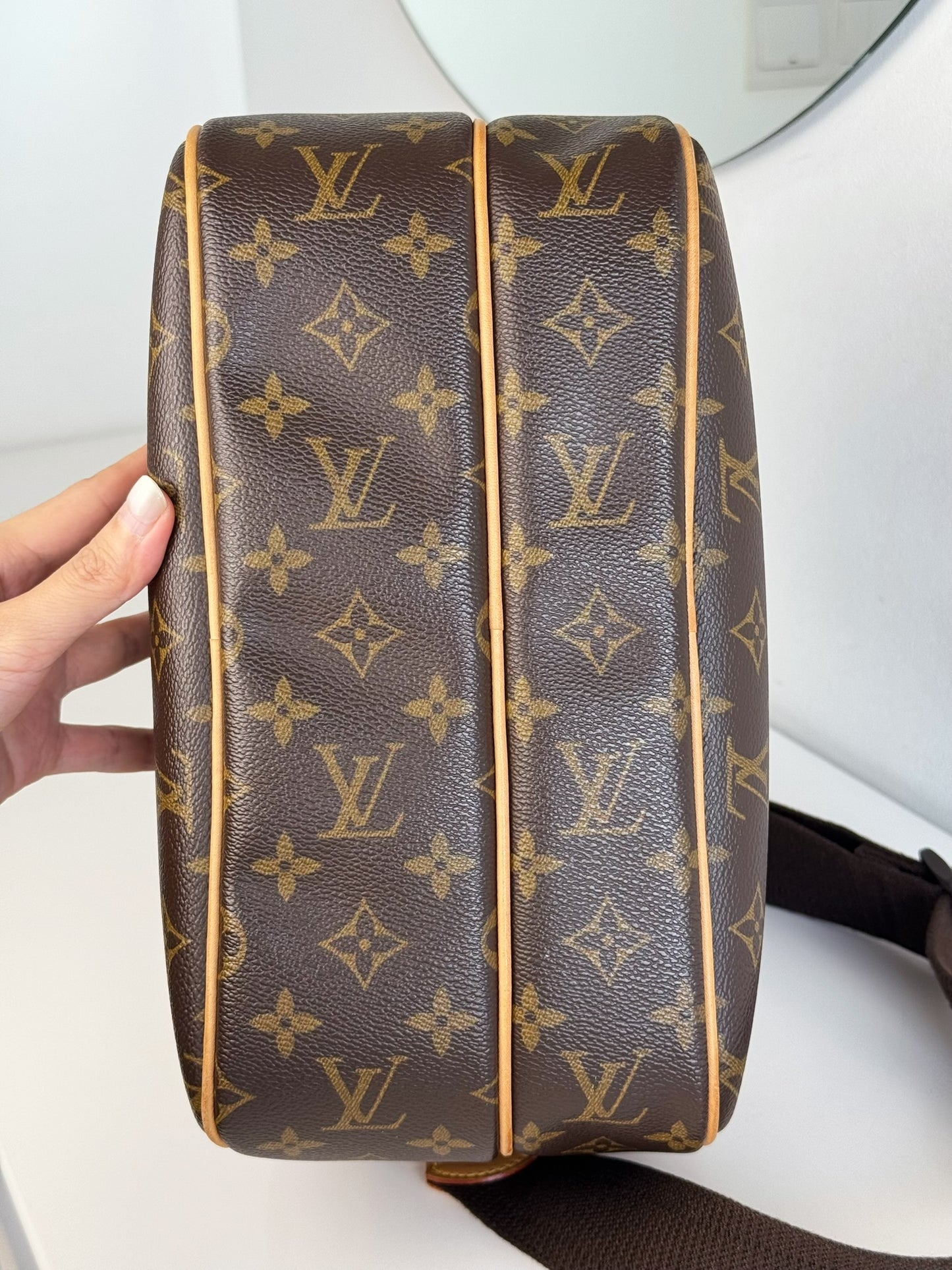 Louis Vuitton Vintage Reporter Shoulder Crossbody Bag