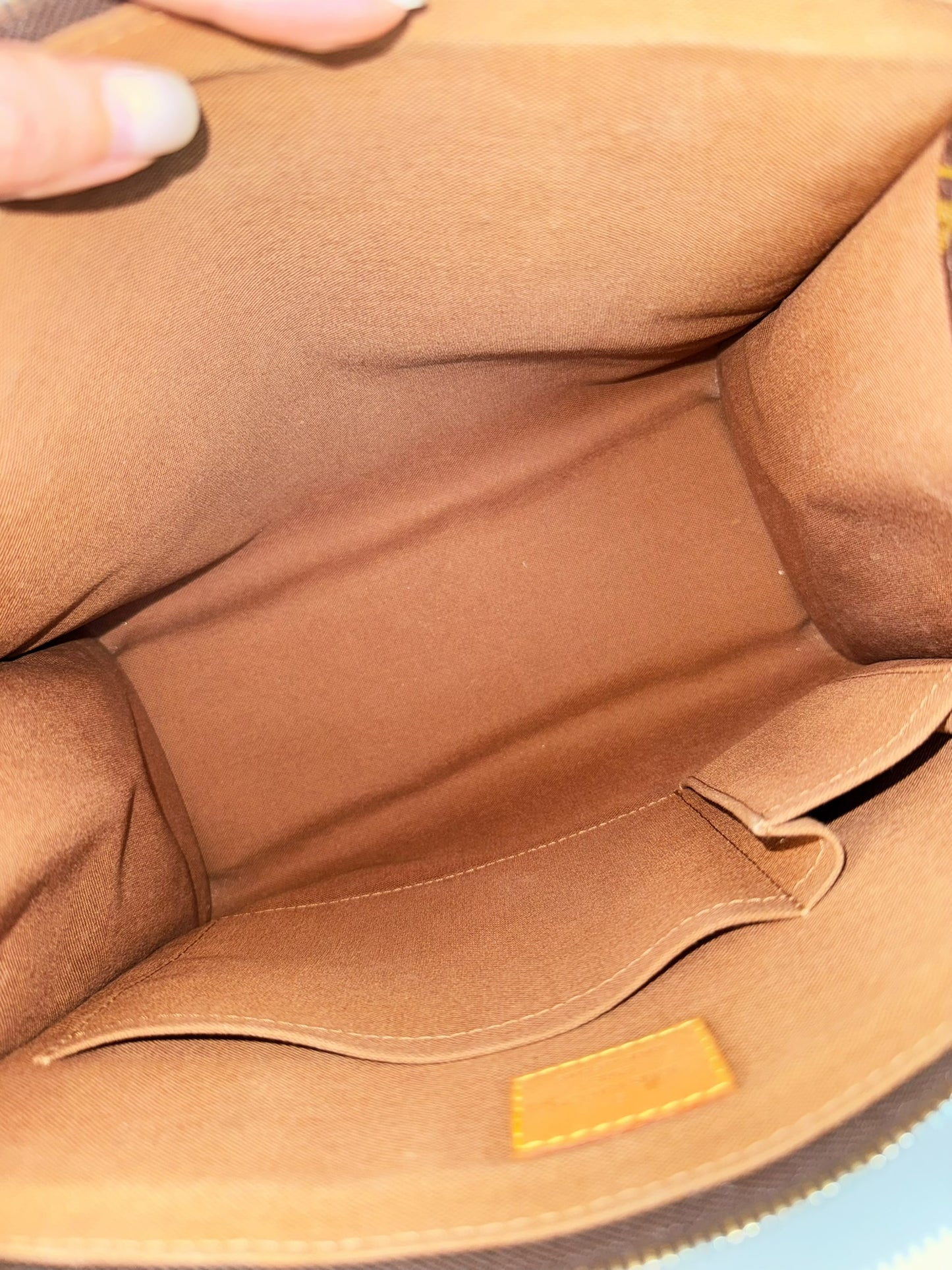Louis Vuitton Popincourt Haut Shoulder Tote Bag