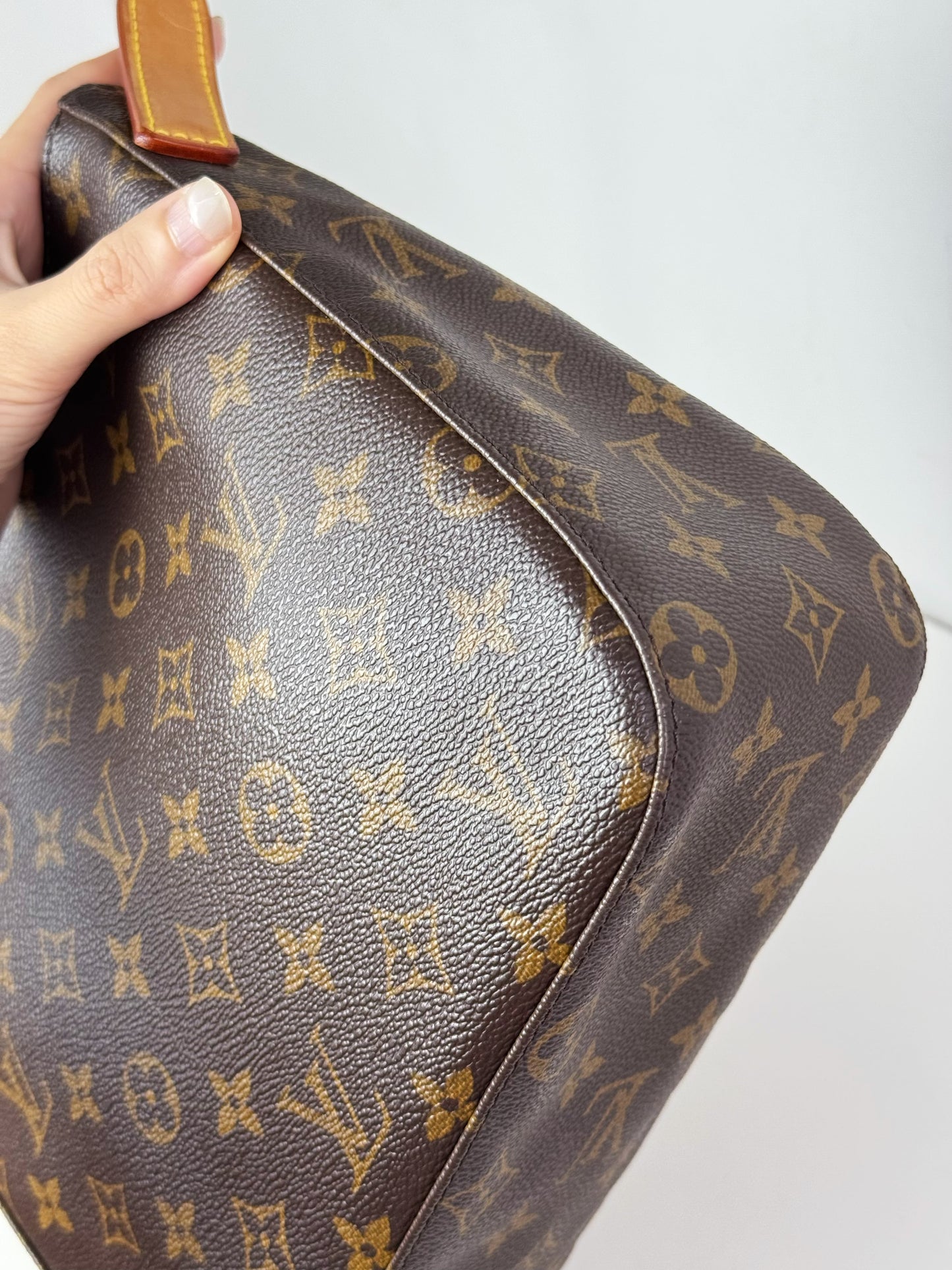 Louis Vuitton Vintage Looping MM Shoulder Bag