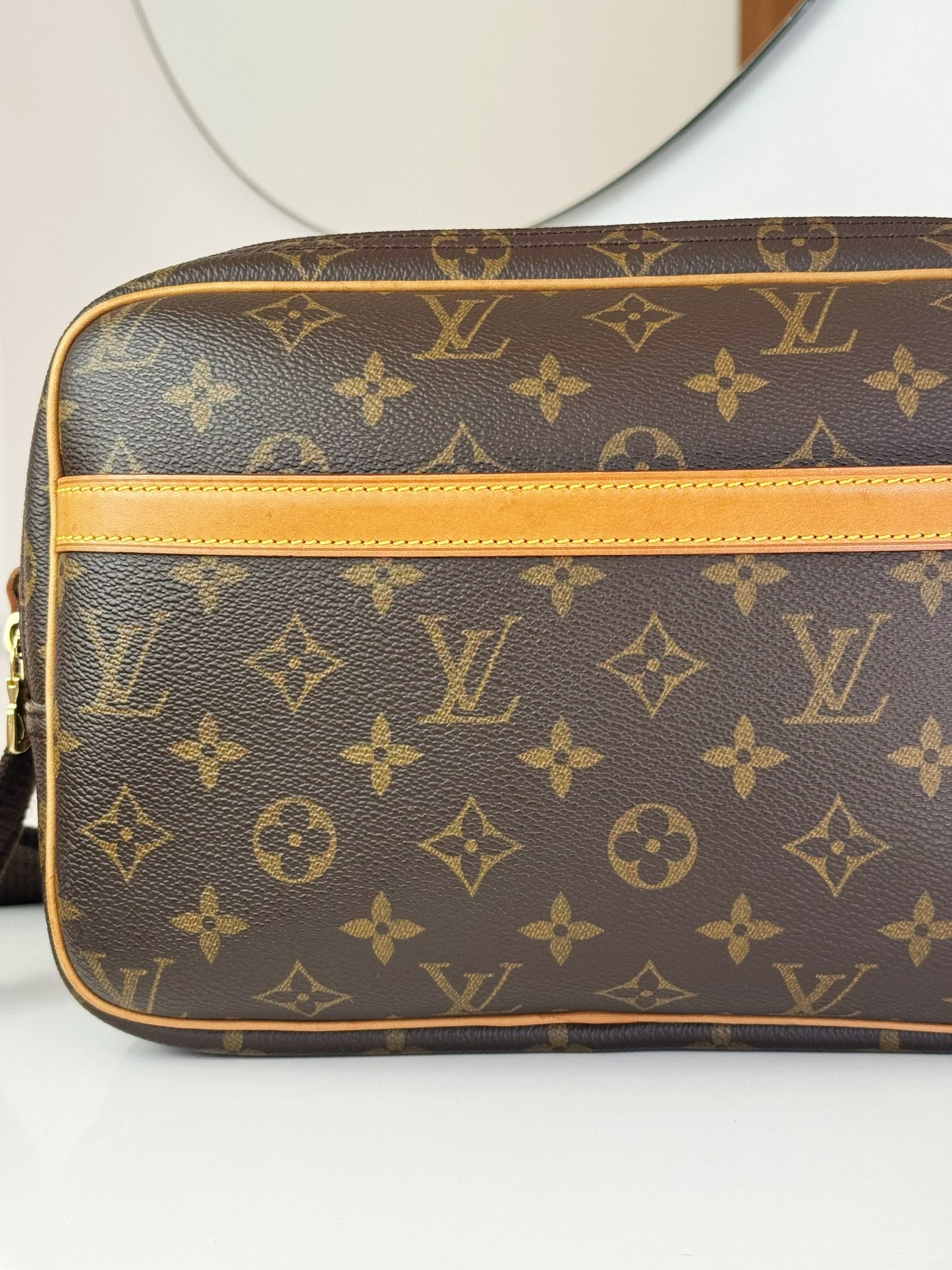 Louis Vuitton Vintage Reporter Shoulder Crossbody Bag