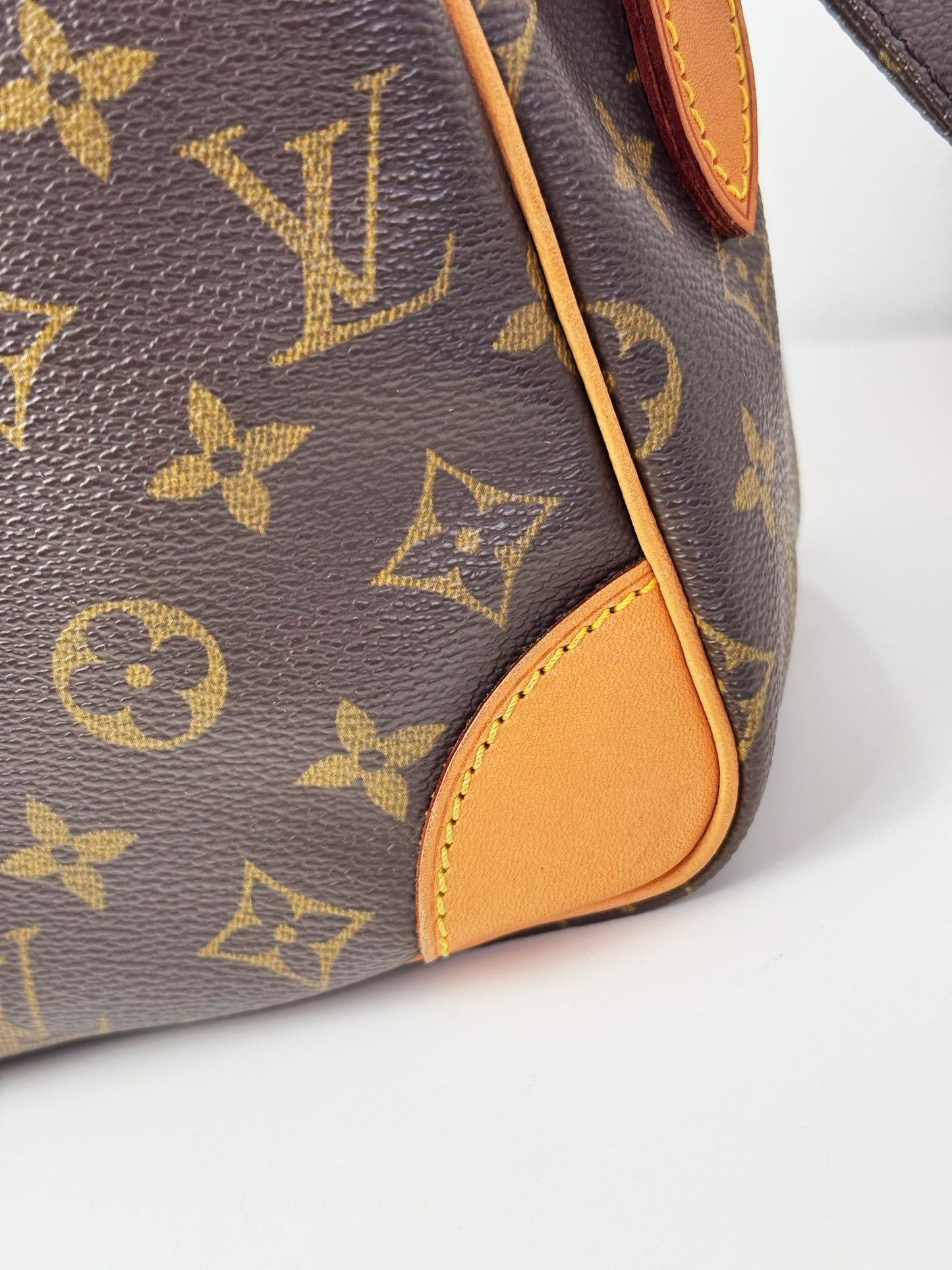 Louis Vuitton Vintage Nile Crossbody Bag