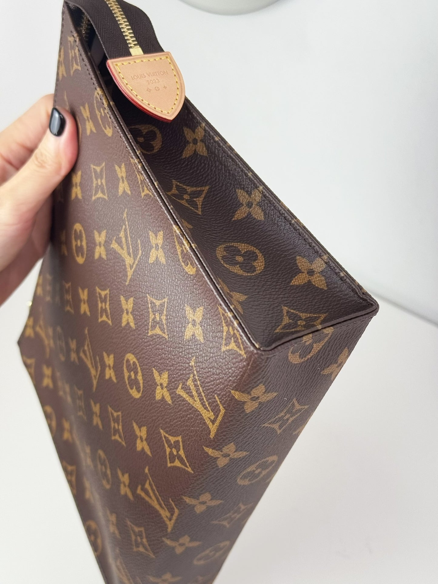 Louis Vuitton Vintage Toiletry 26 Handbag Crossbody Bag (RFID)