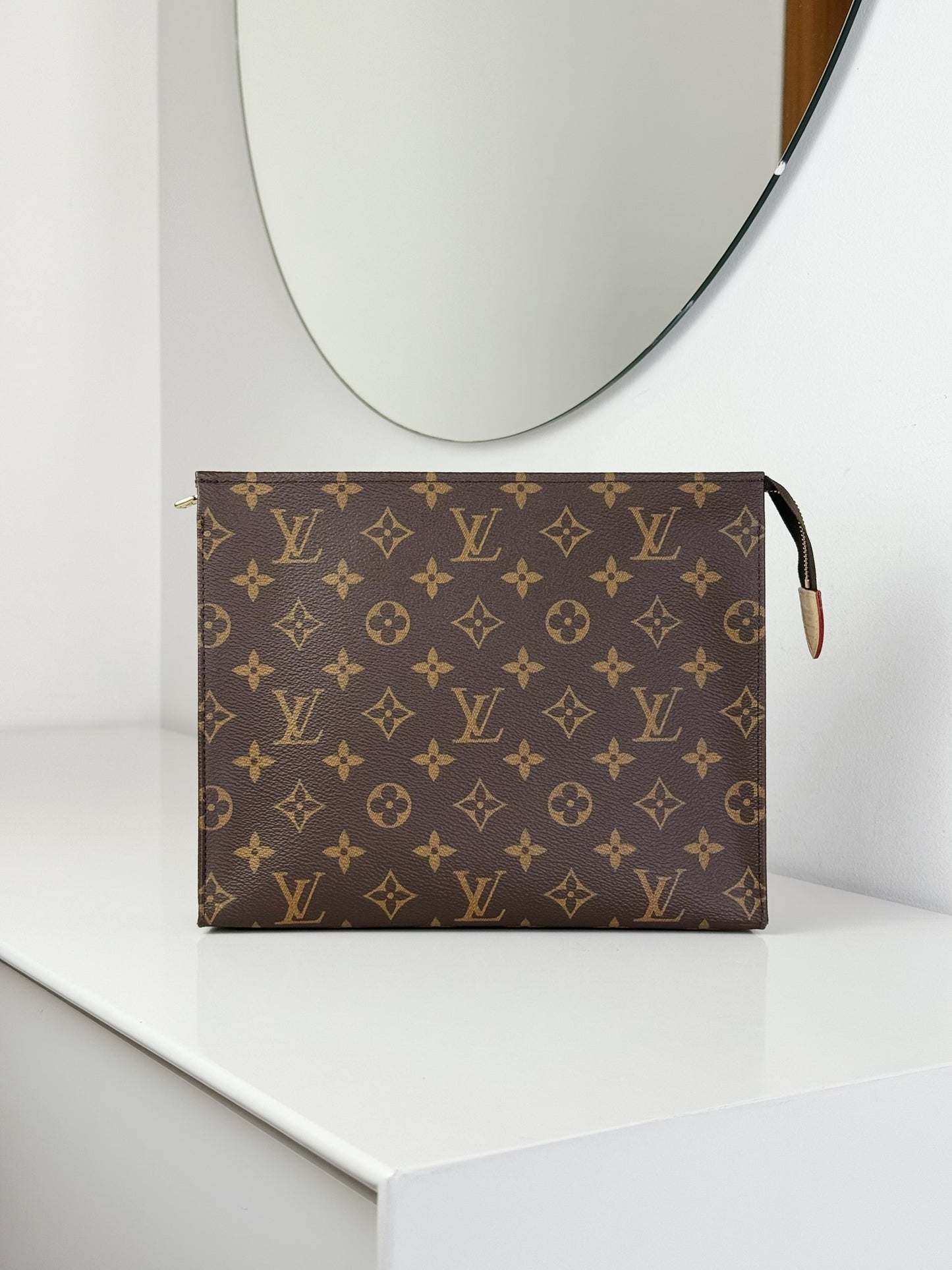 Louis Vuitton Vintage Toiletry 26 Handbag Crossbody Bag (RFID)